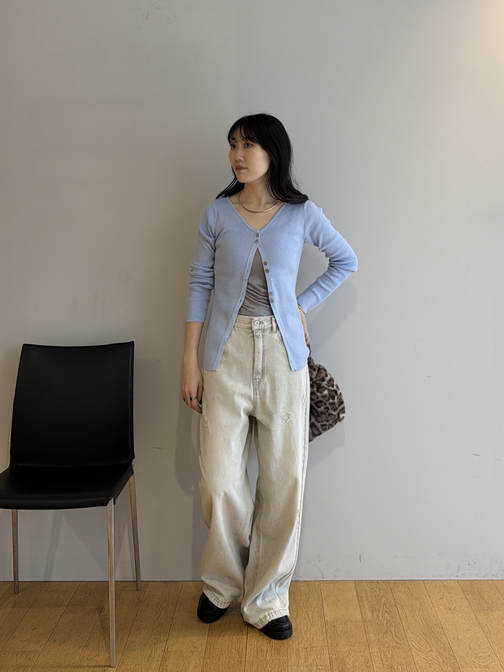 rinaさんの「INDIVI｜フェイクレイヤードリブニット」を使ったコーディネート