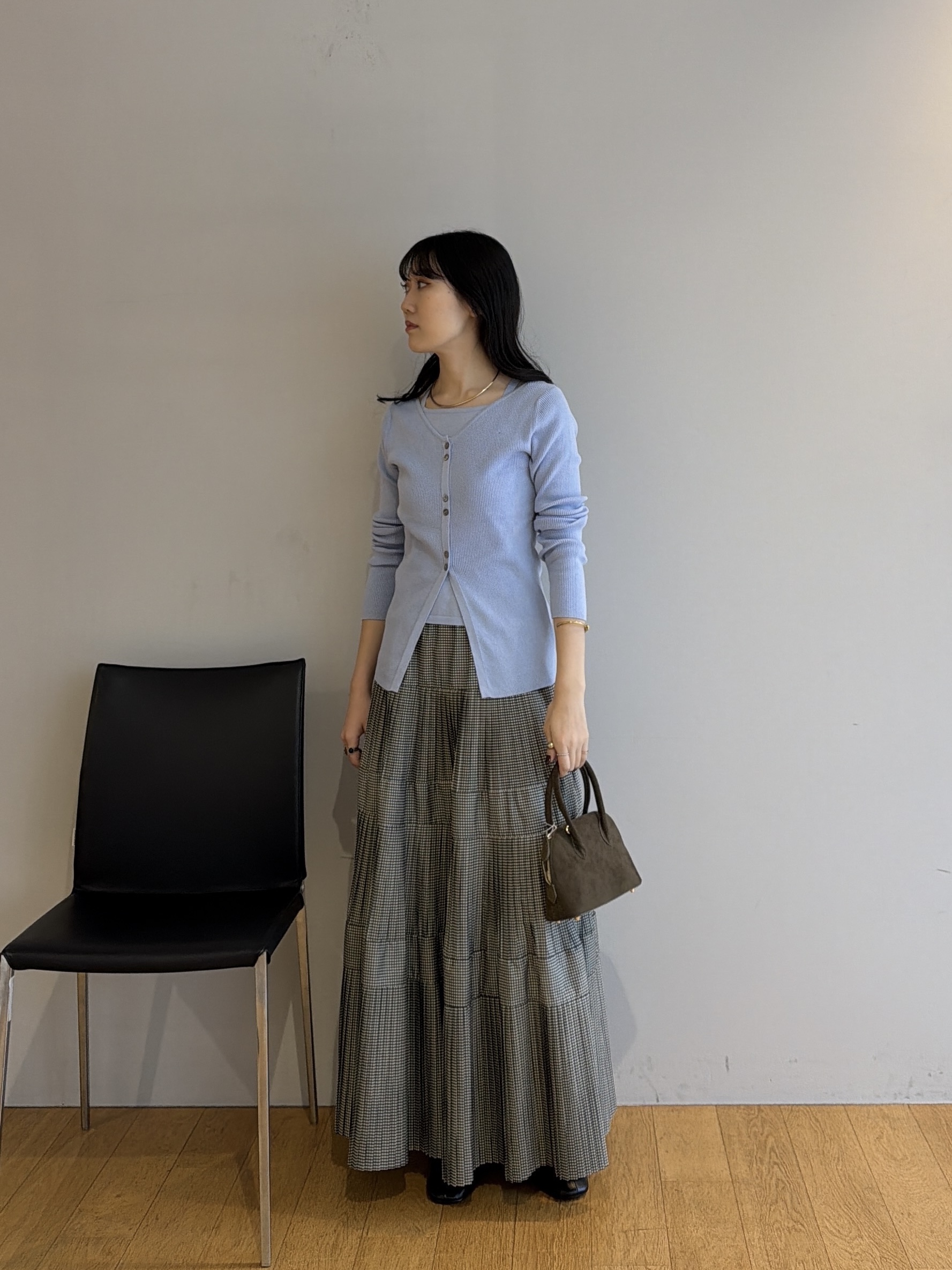 rinaさんの「INDIVI｜フェイクレイヤードリブニット」を使ったコーディネート