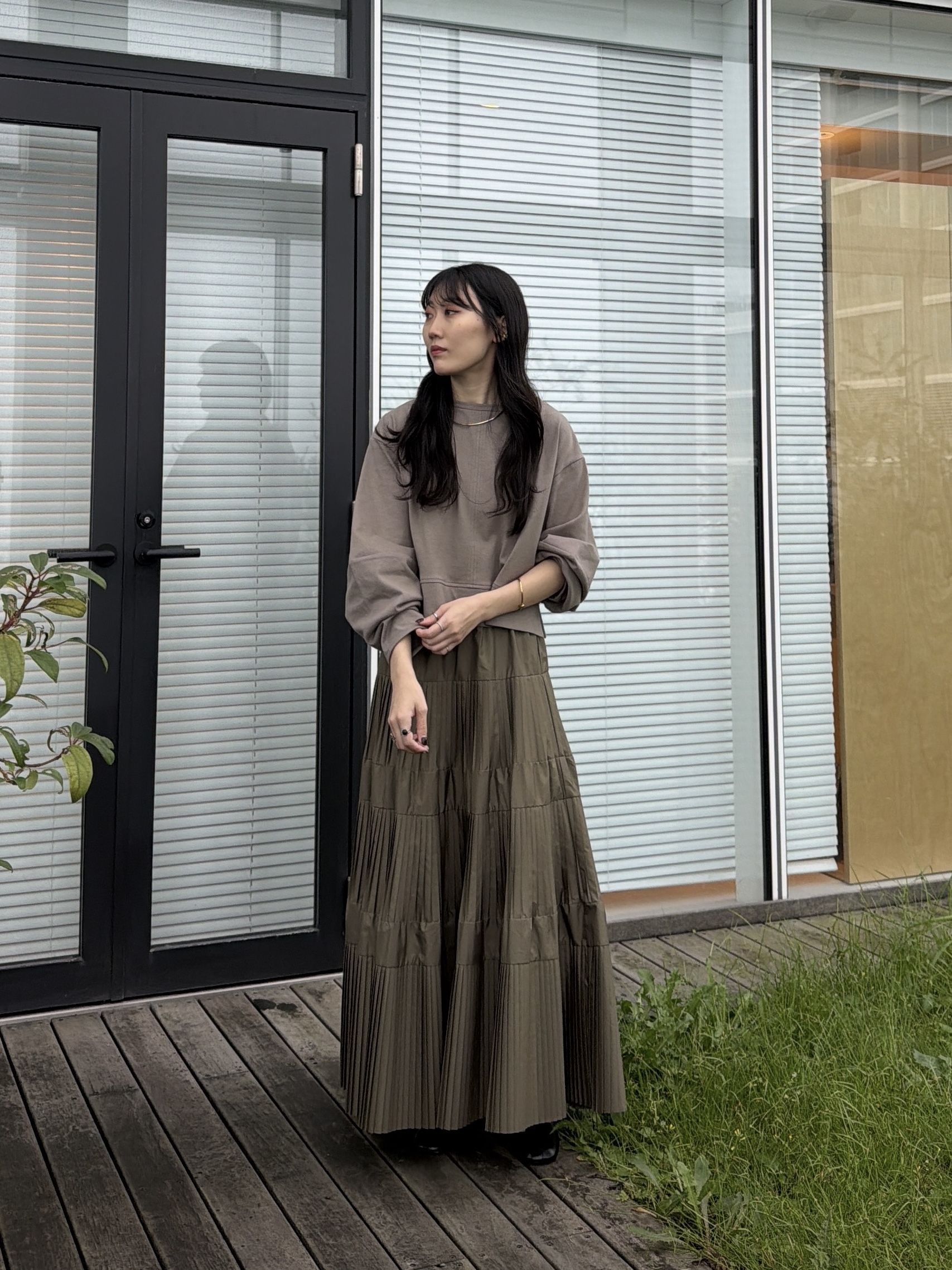 rinaさんの「INDIVI｜ロングスリーブフォルムカットソー【洗える】」を使ったコーディネート
