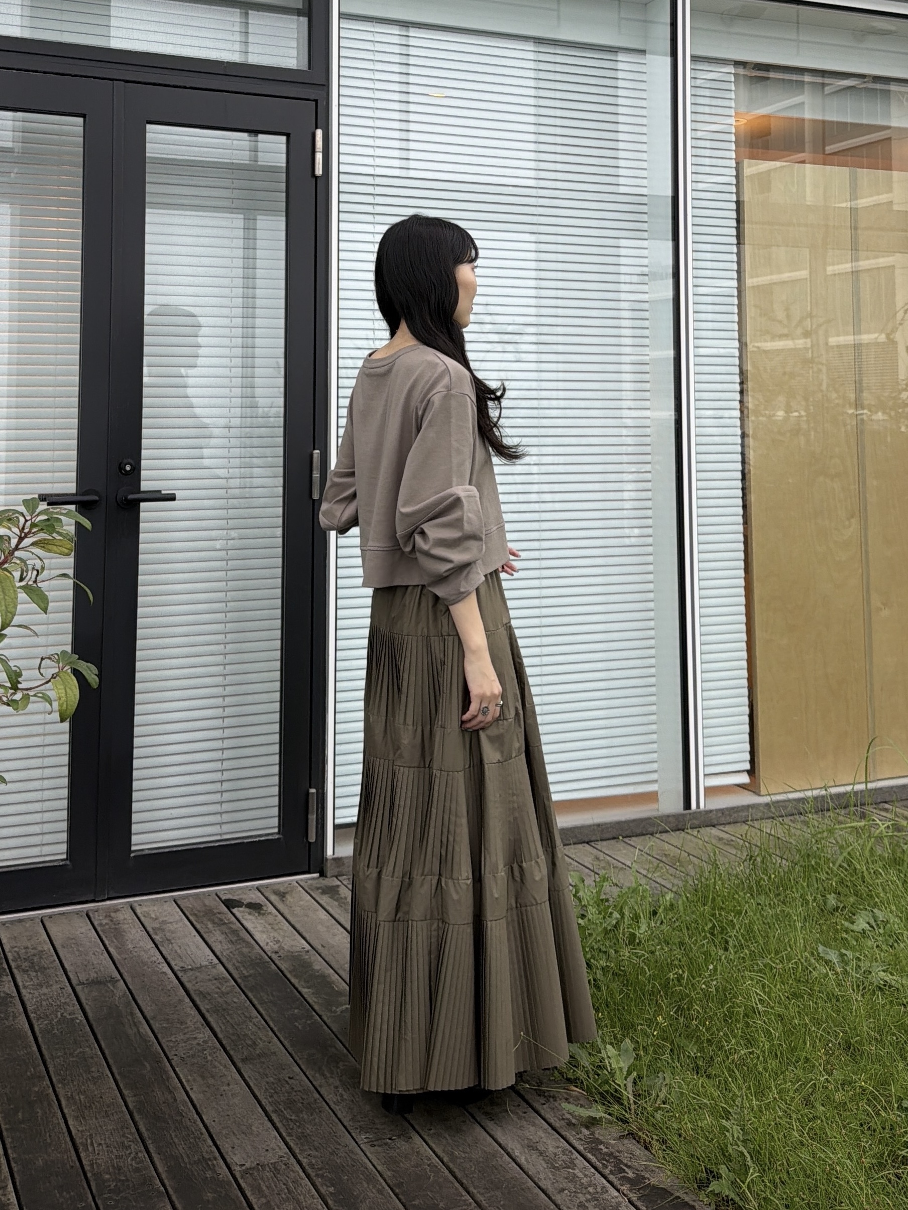rinaさんの「INDIVI｜ロングスリーブフォルムカットソー【洗える】」を使ったコーディネート
