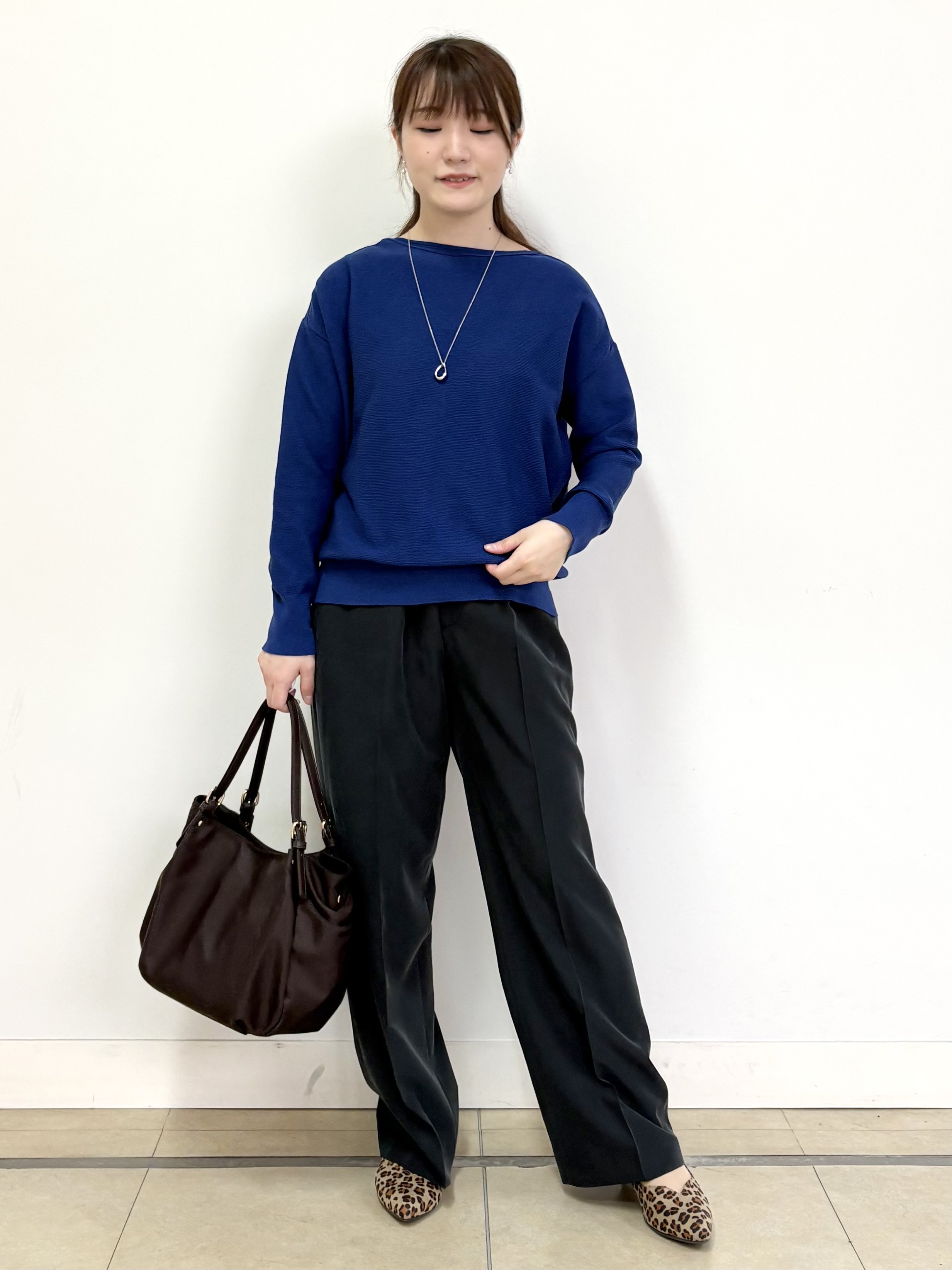 mikiさんの「Reflect｜ボートネックニットトップス」を使ったコーディネート