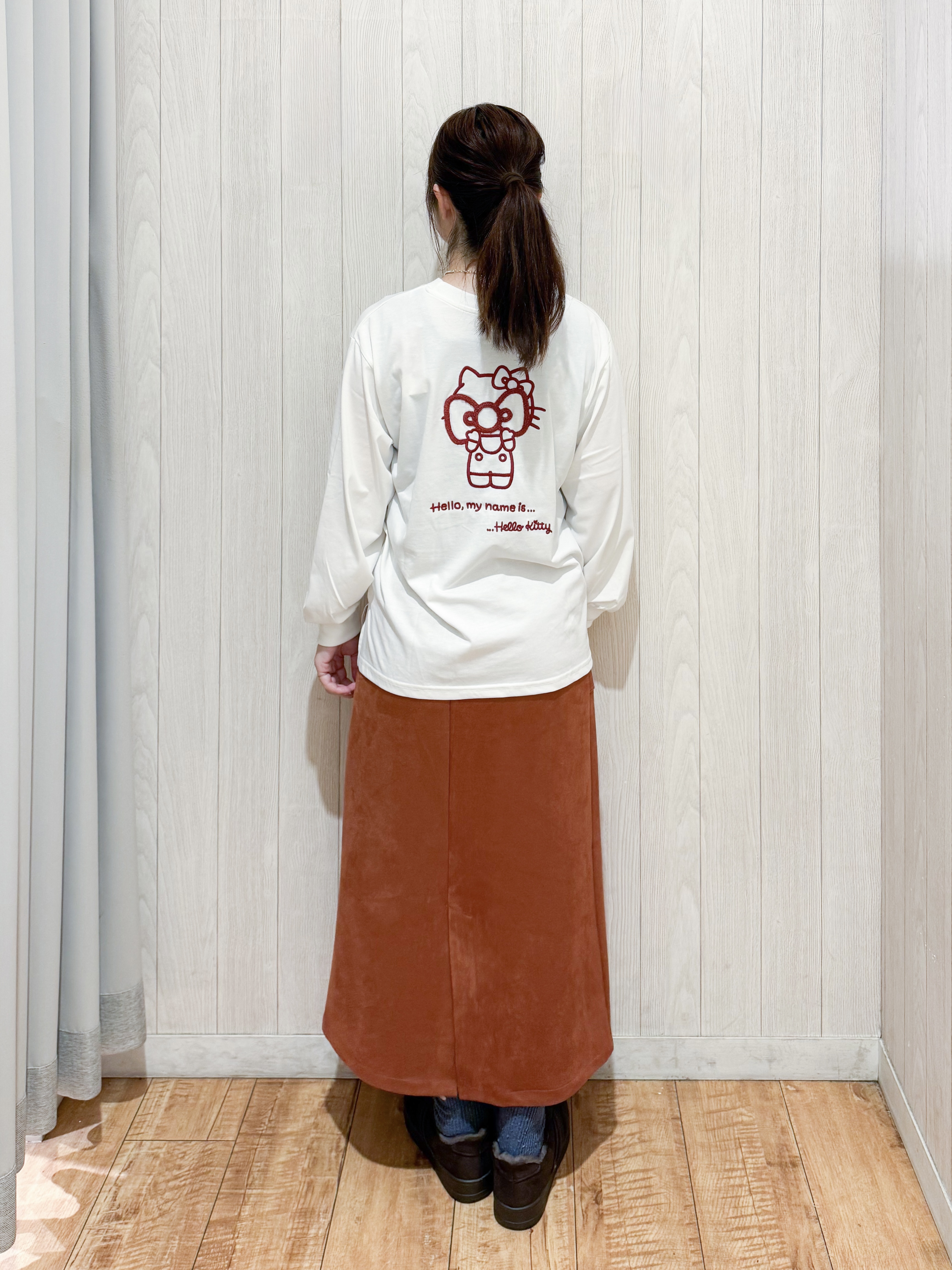 愛さんの「SHOO･LA･RUE｜【毛玉になりにくい/S-LL/洗濯機可/体型カバー】Vネックゆったりカーディガン」を使ったコーディネート