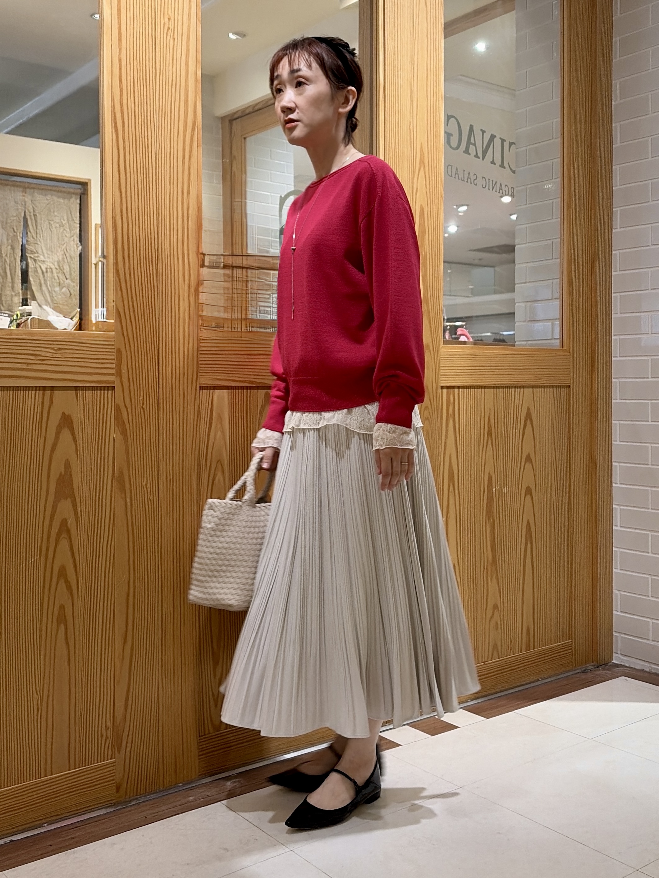 ゆうさんの「UNTITLED｜【大人の抜け感/8色展開】ボリュームスリーブニットプルオーバー」を使ったコーディネート