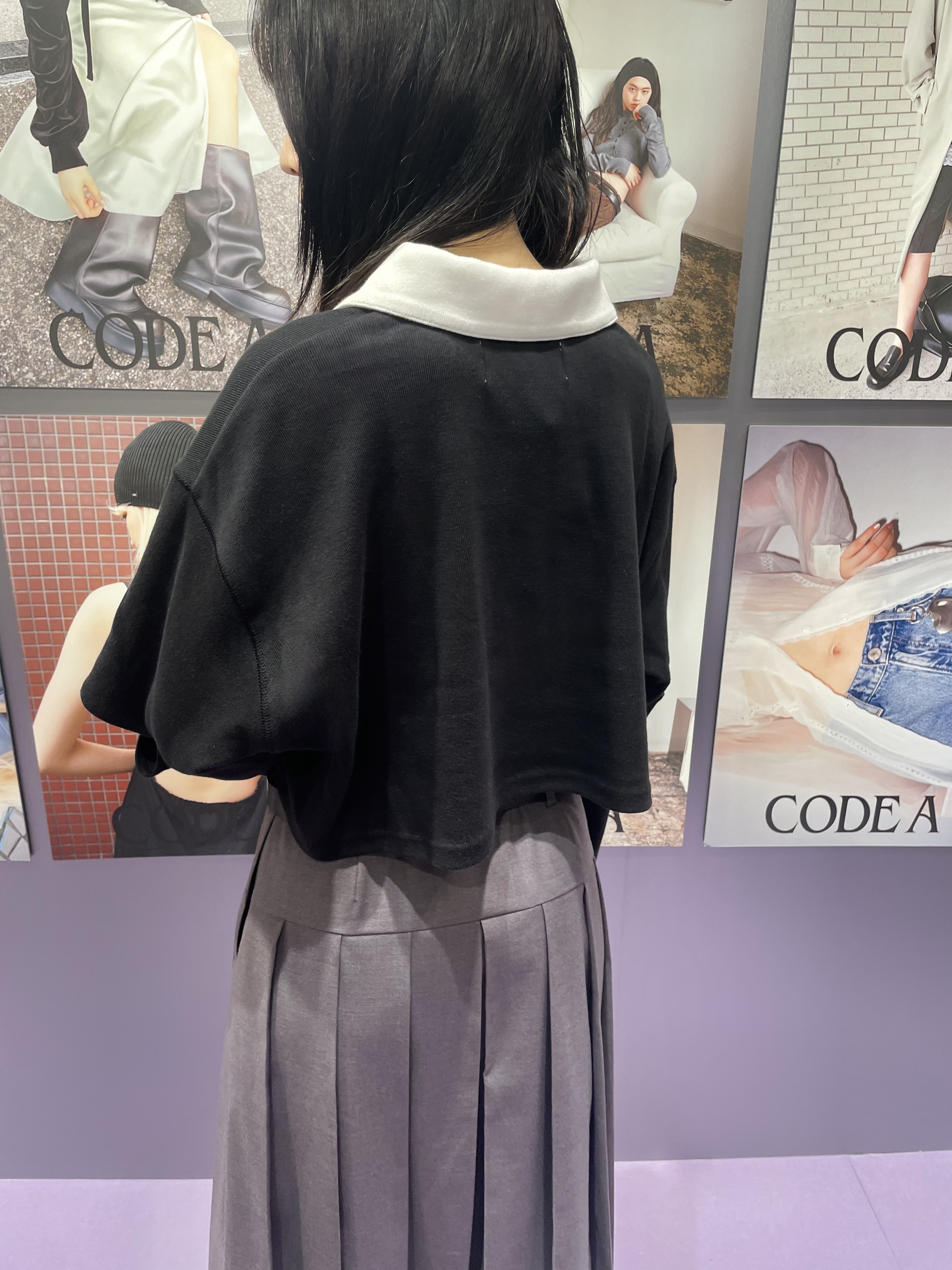 丸山加奈子さんの「CODE A｜cropped lager tee」を使ったコーディネート