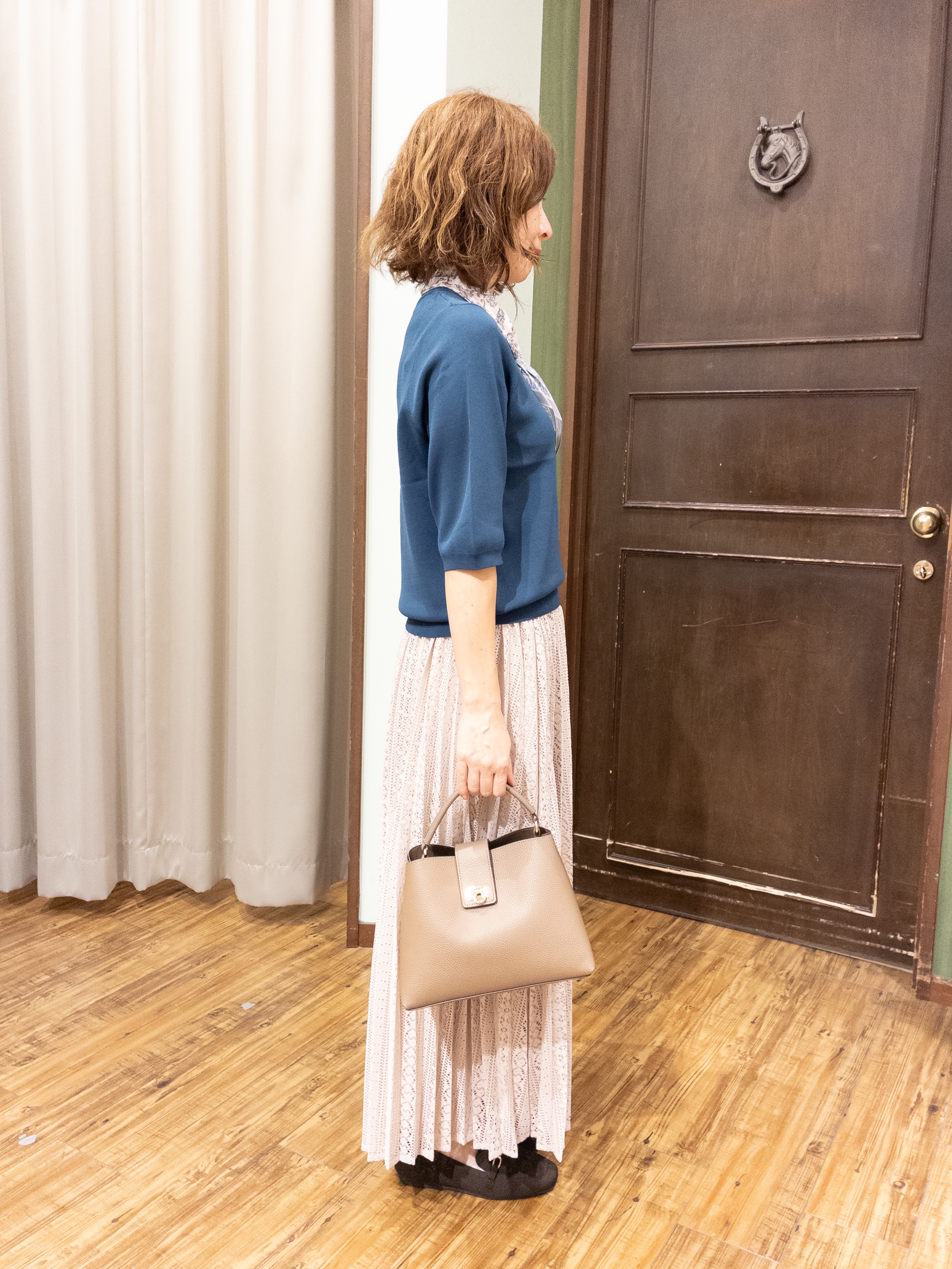 yukaさんの「SHOO･LA･RUE｜【ガンガン洗える/UV/毛玉になりにくい】二の腕見せない 5分袖ニット」を使ったコーディネート