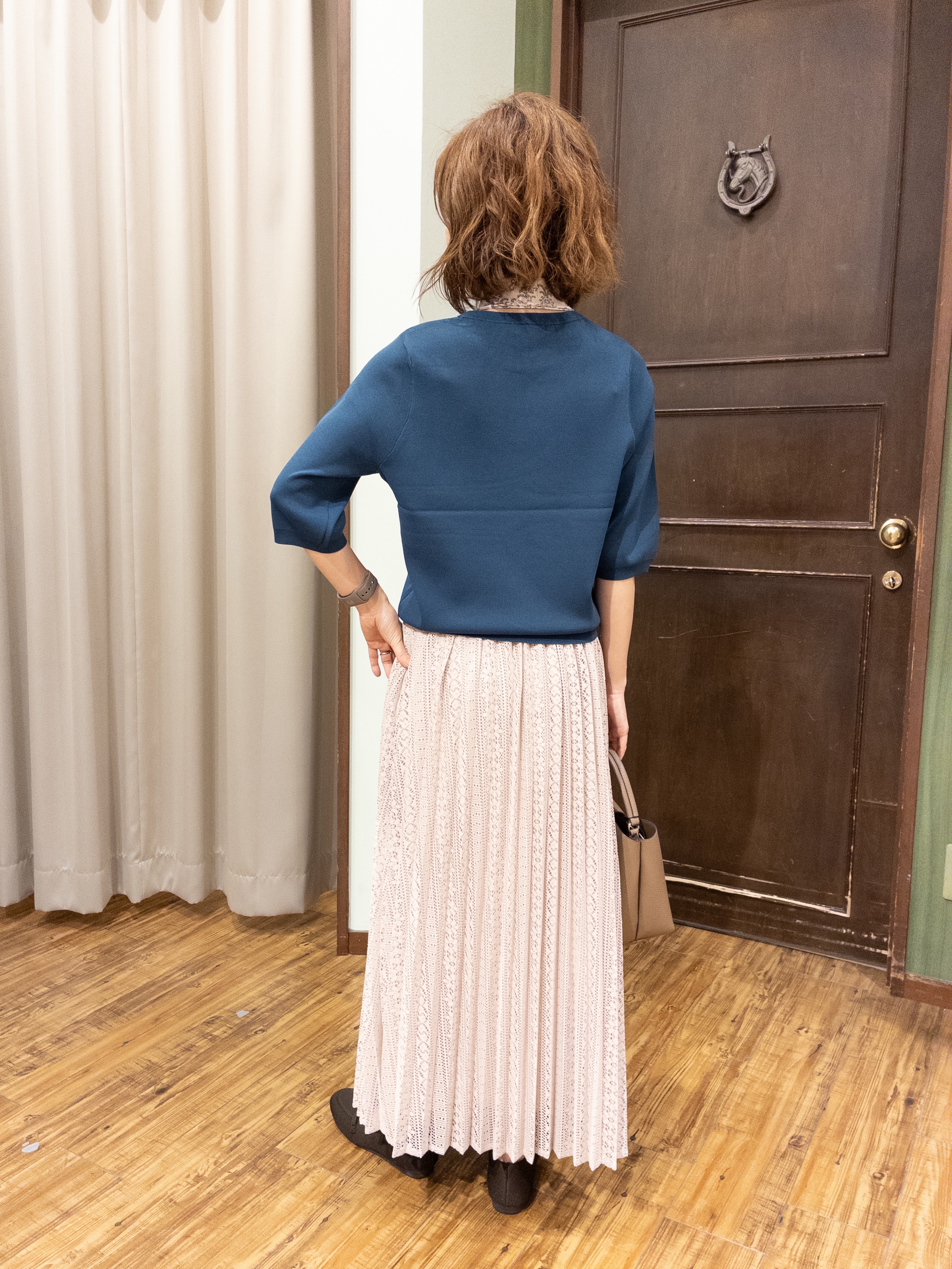 yukaさんの「SHOO･LA･RUE｜【ガンガン洗える/UV/毛玉になりにくい】二の腕見せない 5分袖ニット」を使ったコーディネート