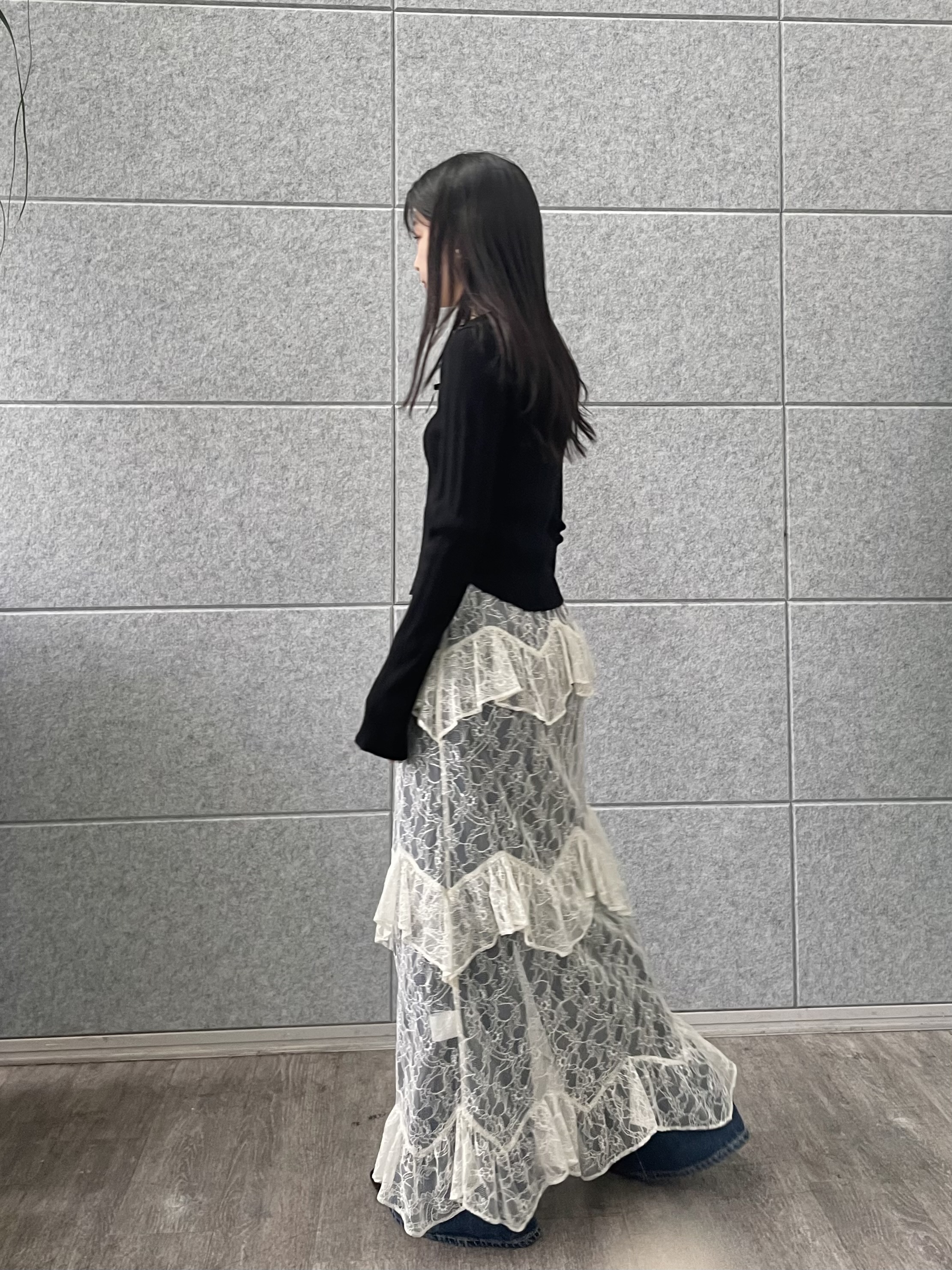 丸山加奈子さんの「CODE A｜intimate knit cardigan」を使ったコーディネート