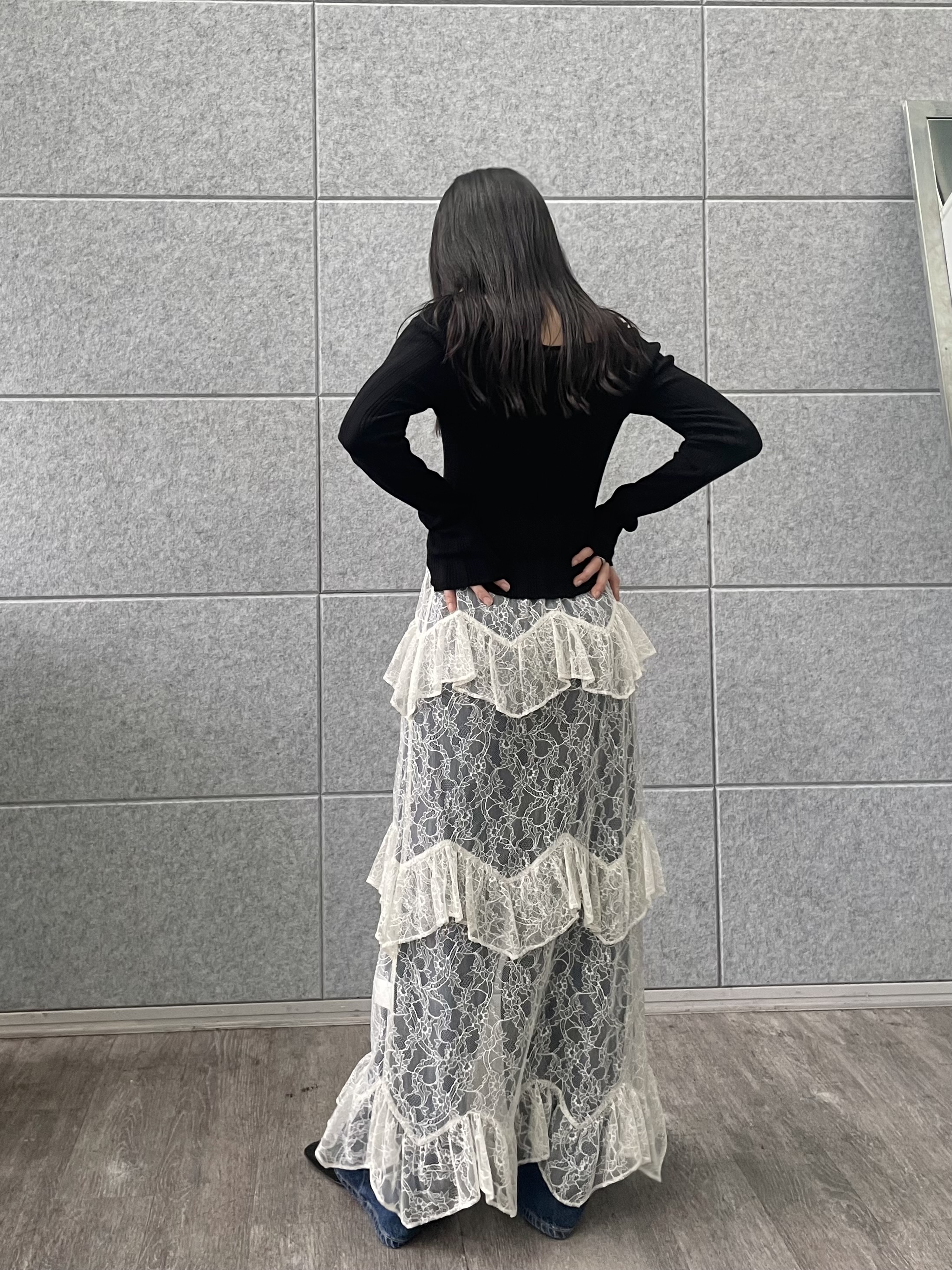 丸山加奈子さんの「CODE A｜intimate knit cardigan」を使ったコーディネート