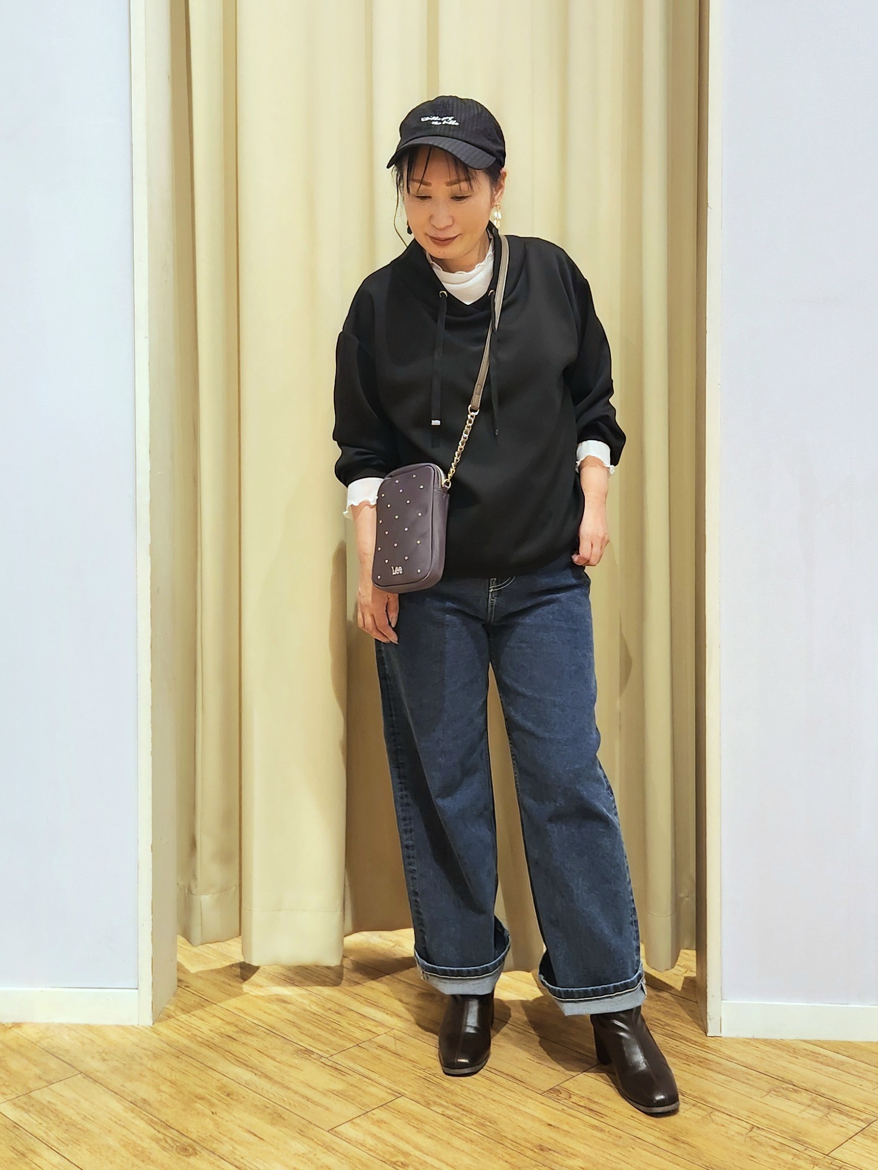 くまさんの「SHOO･LA･RUE｜【S-LL/洗濯機可】コーデにプラスするだけで垢抜ける 柄アソートシアーチュールトップス」を使ったコーディネート