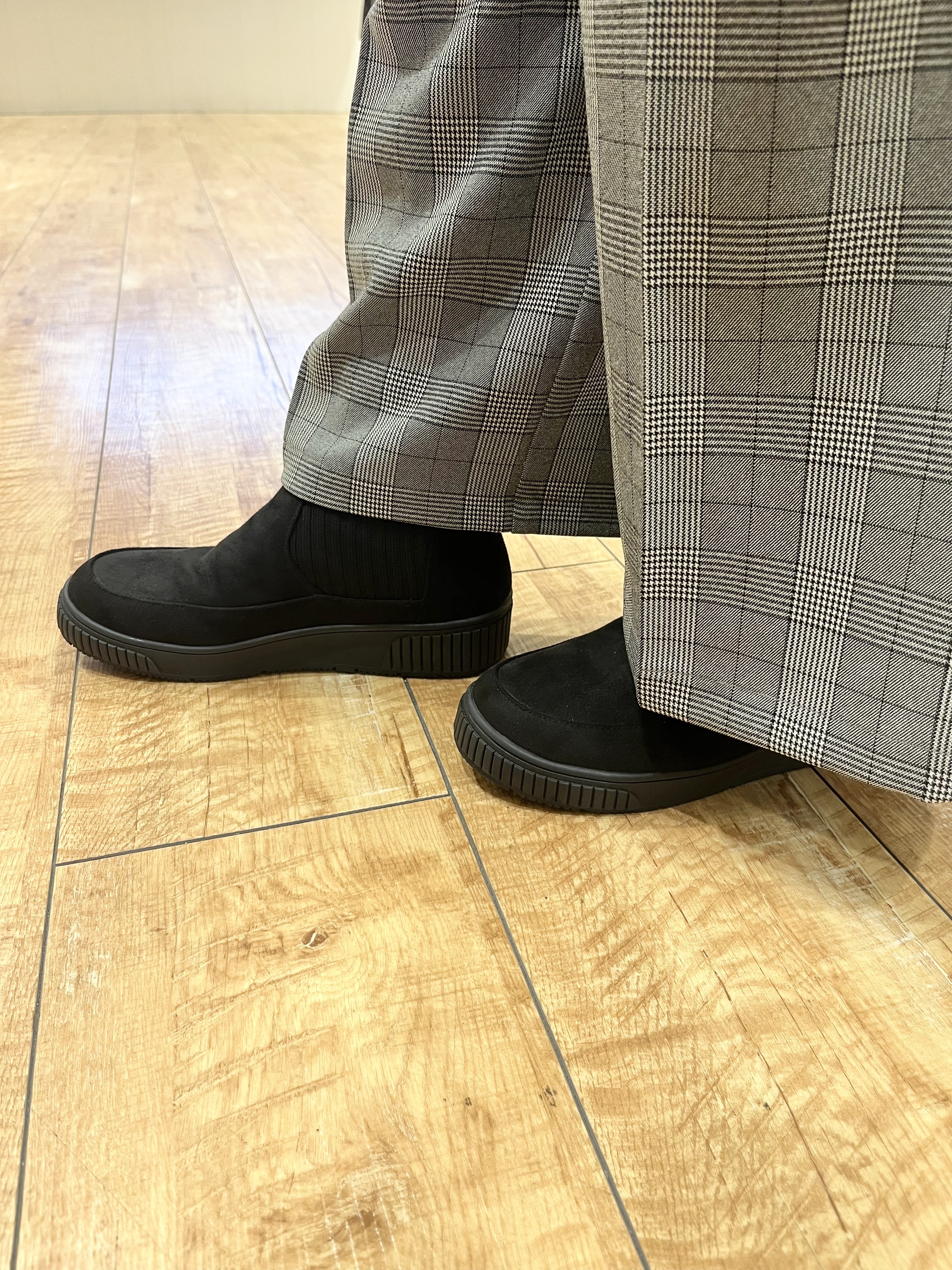 あやさんの「SHOO･LA･RUE｜【洗濯後しわになりにくい/S-LL】こなれ見え ゆるっと キーネック金ボタンポケットシャツ」を使ったコーディネート