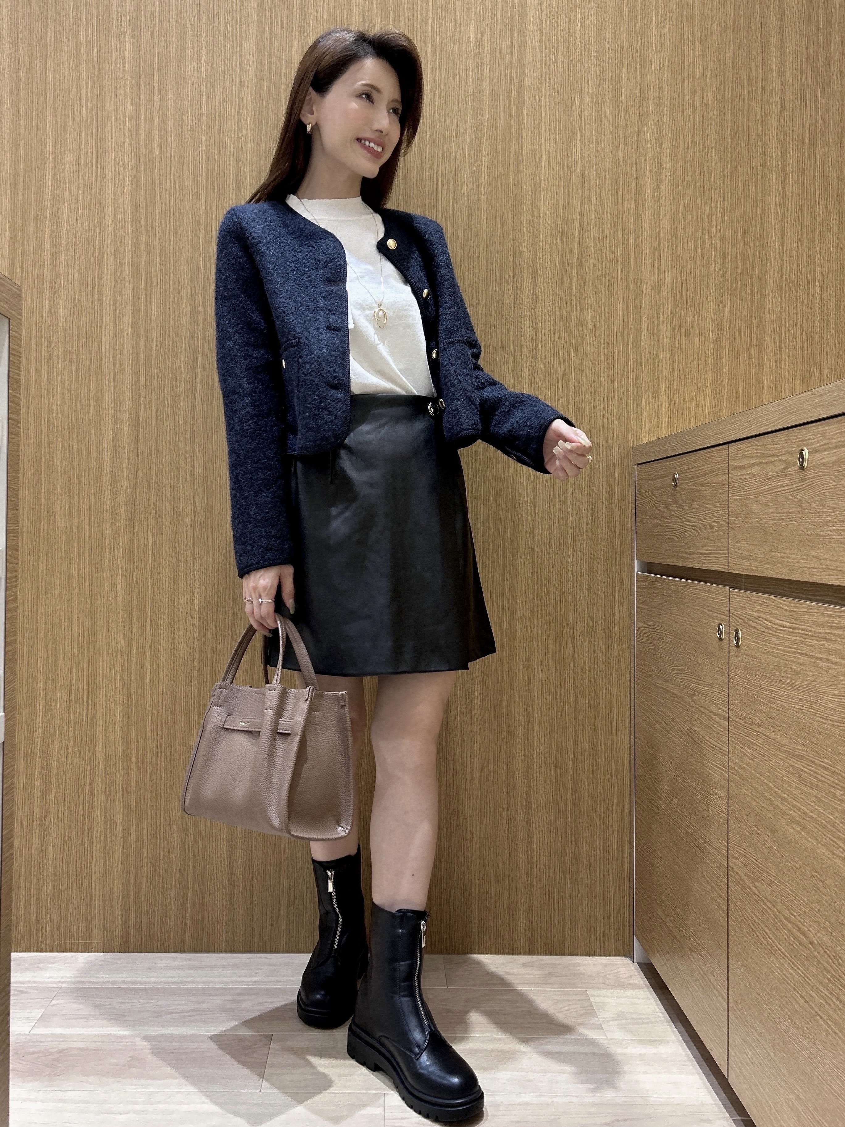maiさんの「OPAQUE.CLIP｜【洗濯機OK】ブークレノーカラーショートブルゾン」を使ったコーディネート