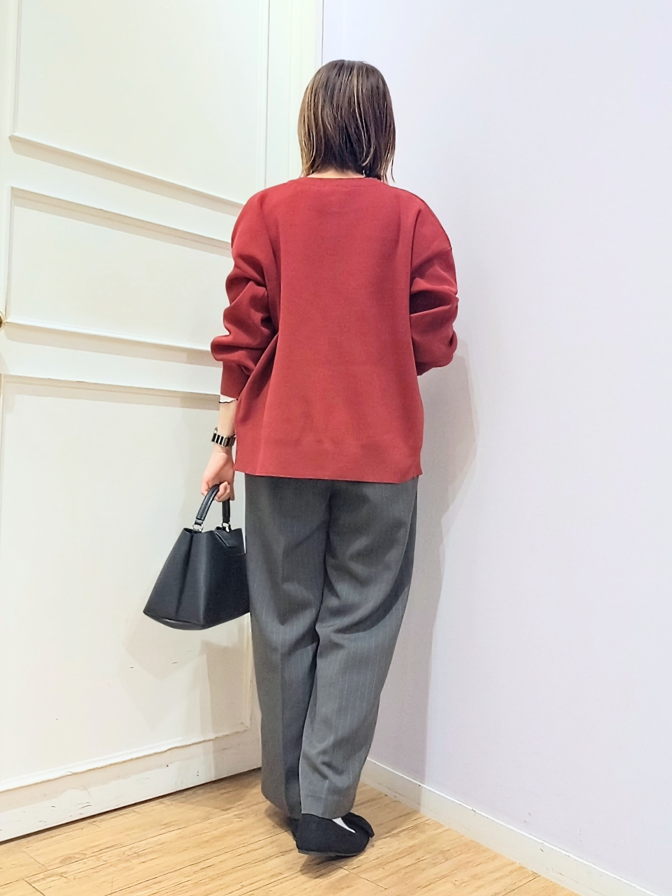 miomioさんの「SHOO･LA･RUE｜【セットアップ可/洗濯機可】軽やかに羽織れる スポンディッシュ ニットカーディガン」を使ったコーディネート