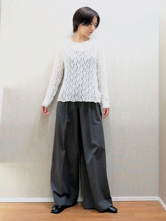 ミズタさんの「UNTITLED｜【羽織りのインナーに】レースプルオーバー」を使ったコーディネート