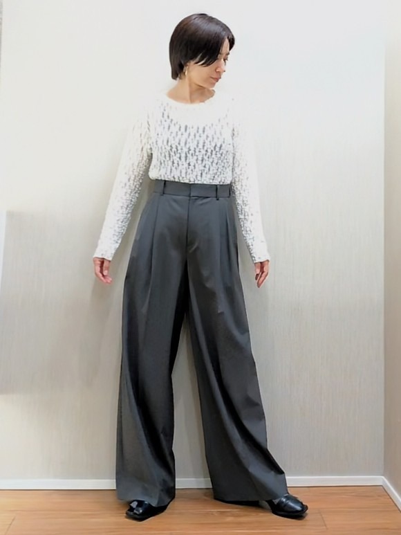 ミズタさんの「UNTITLED｜【羽織りのインナーに】レースプルオーバー」を使ったコーディネート