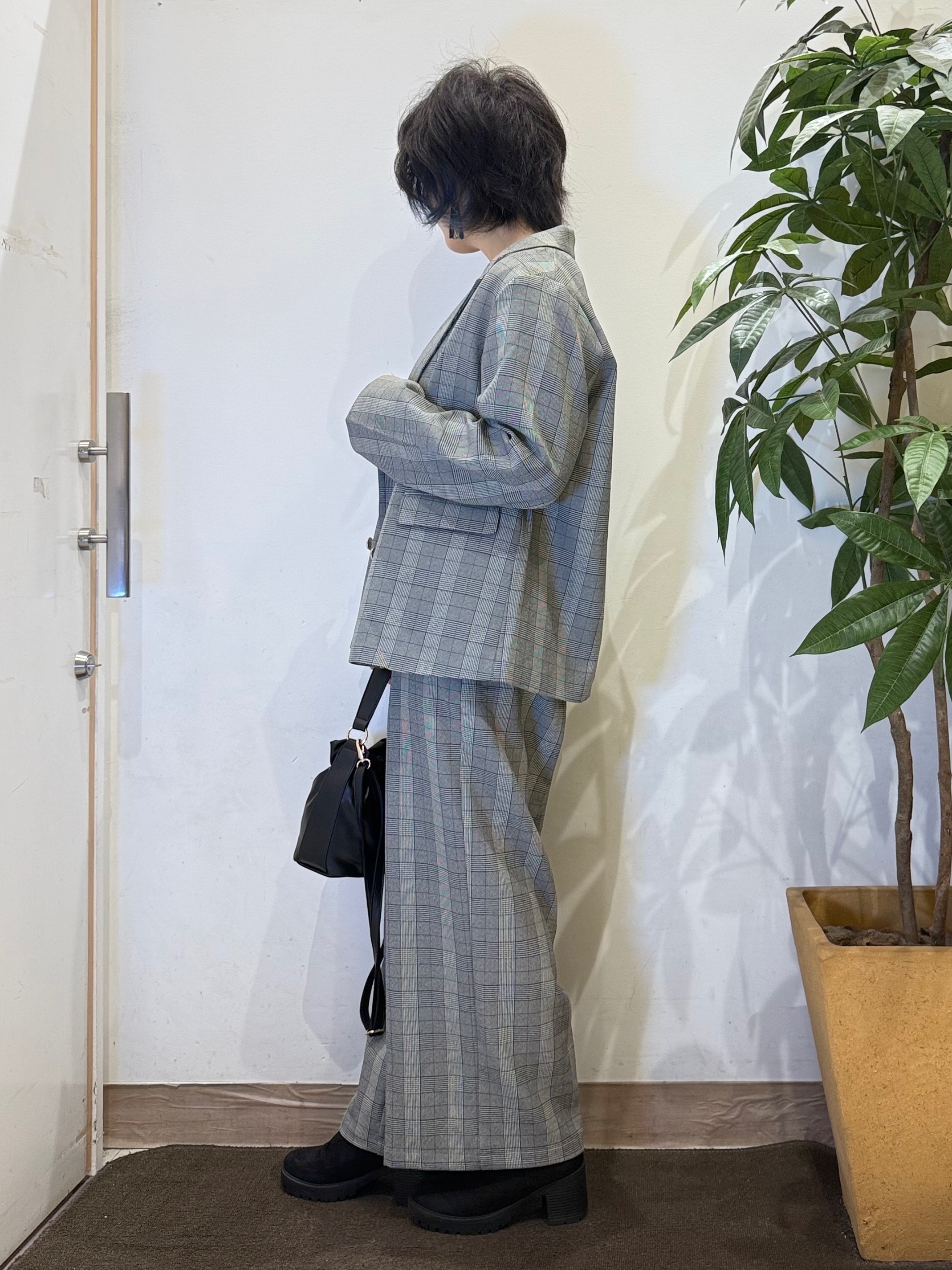 misakiさんの「SHOO･LA･RUE｜【セットアップ可/洗濯後しわになりにくい】ウールフィール ダブルジャケット」を使ったコーディネート