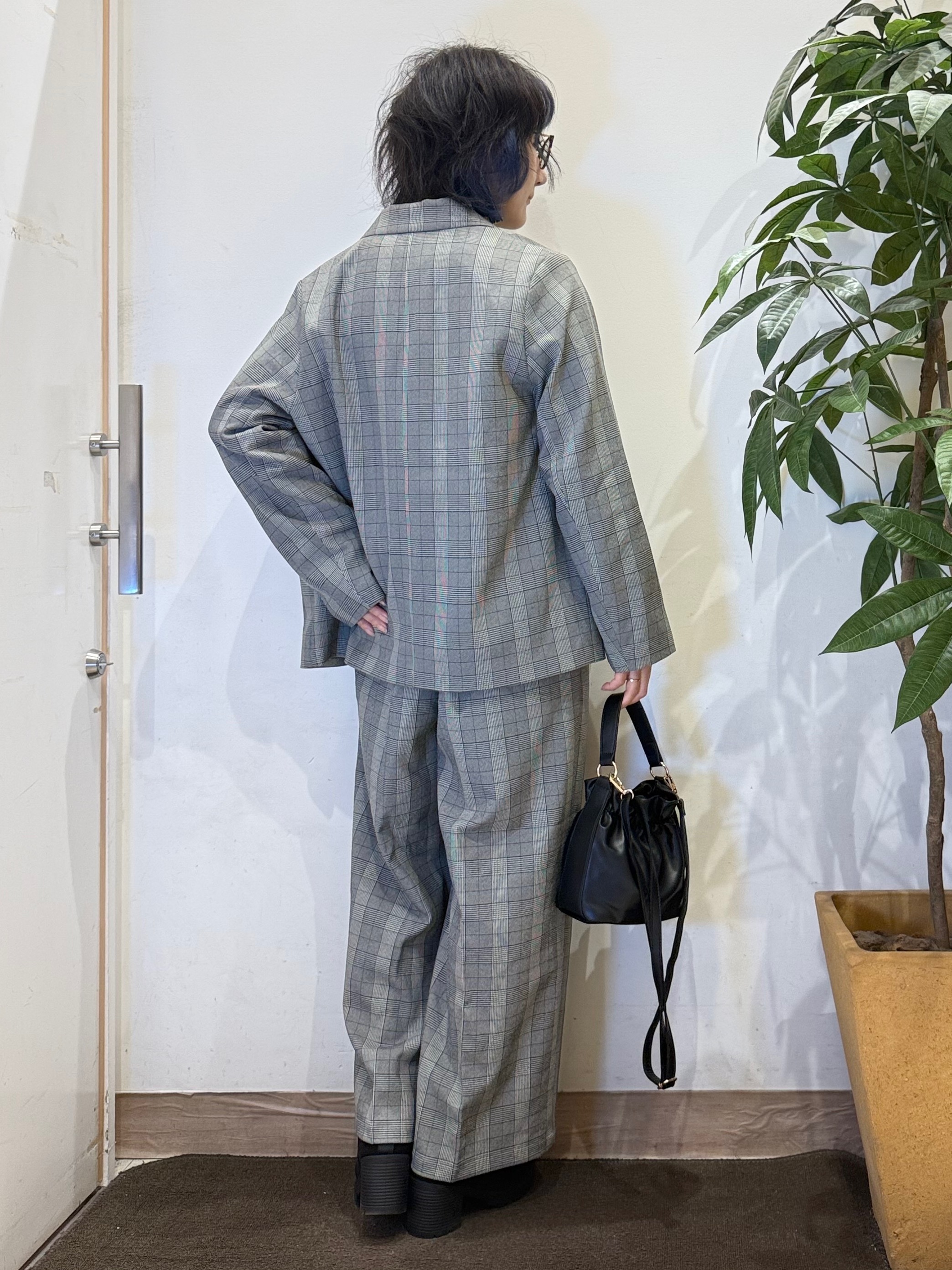 misakiさんの「SHOO･LA･RUE｜【セットアップ可/洗濯後しわになりにくい】ウールフィール ダブルジャケット」を使ったコーディネート