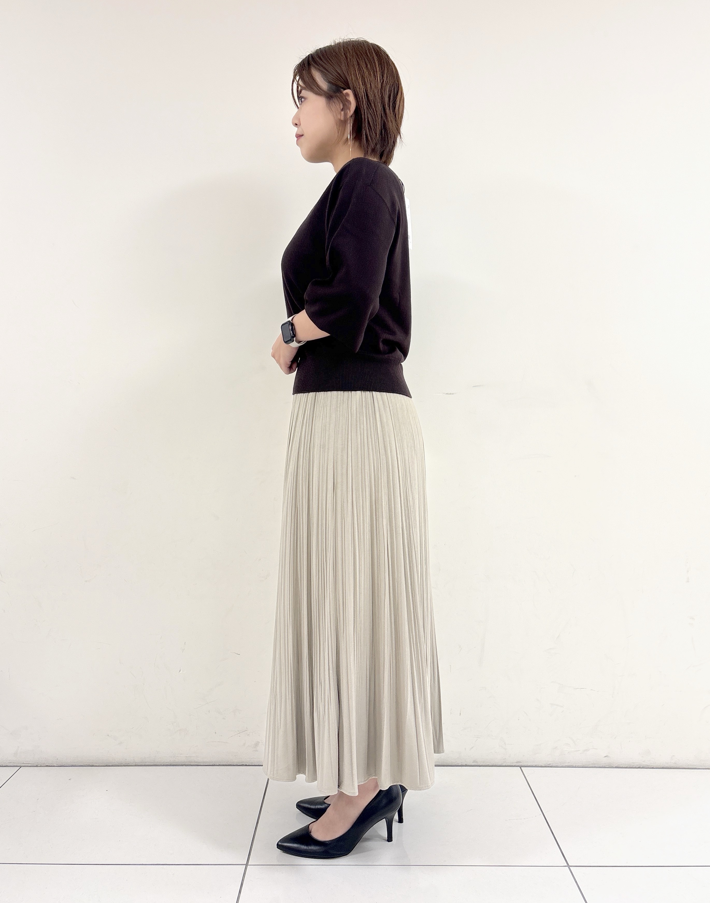 ayumiさんの「UNTITLED｜【大人の抜け感/8色展開】ボリュームスリーブニットプルオーバー」を使ったコーディネート