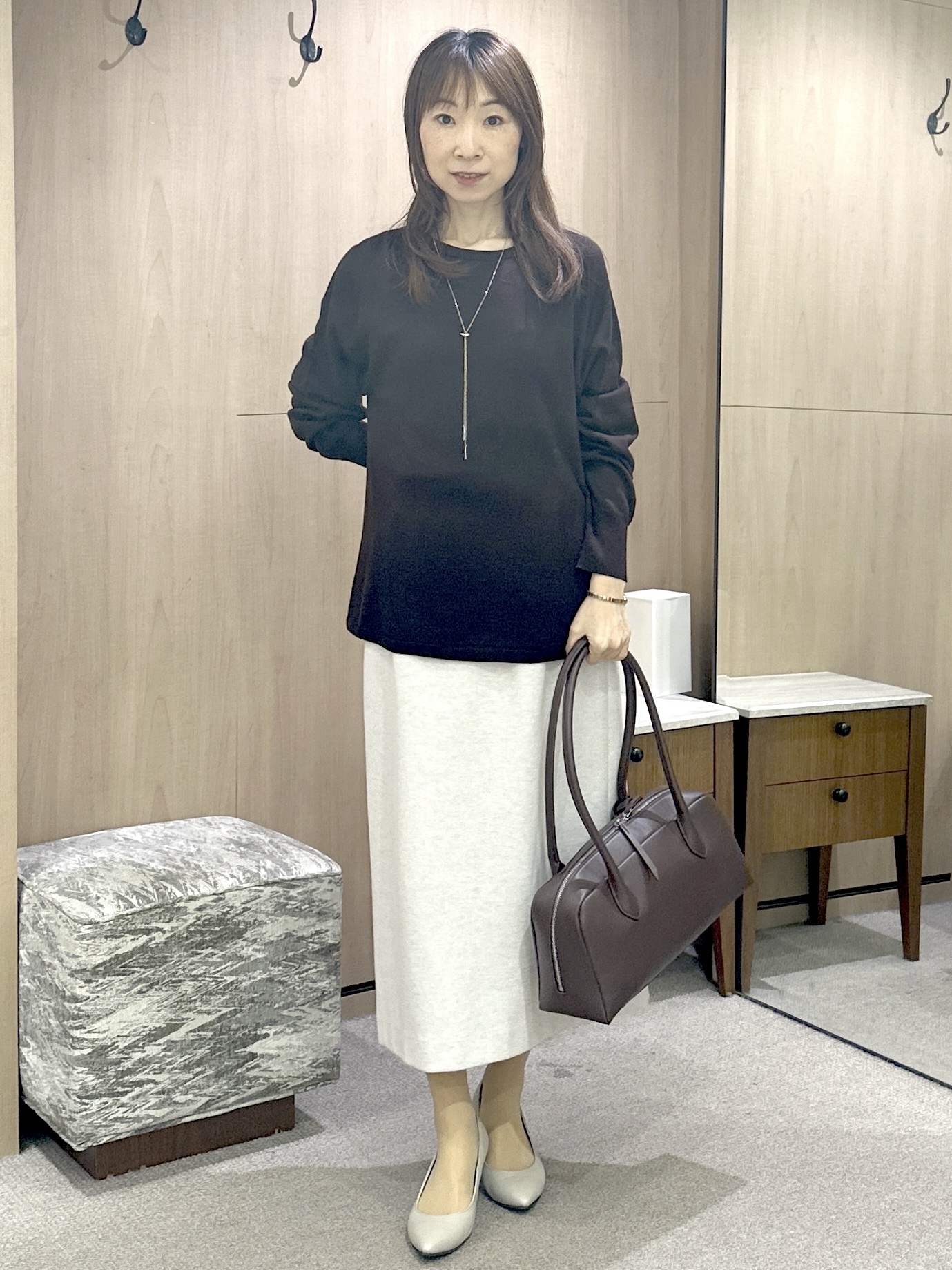 Miwaさんの「UNTITLED｜【きれいに体型カバー/8色展開】Aラインシルエットニットプルオーバー」を使ったコーディネート