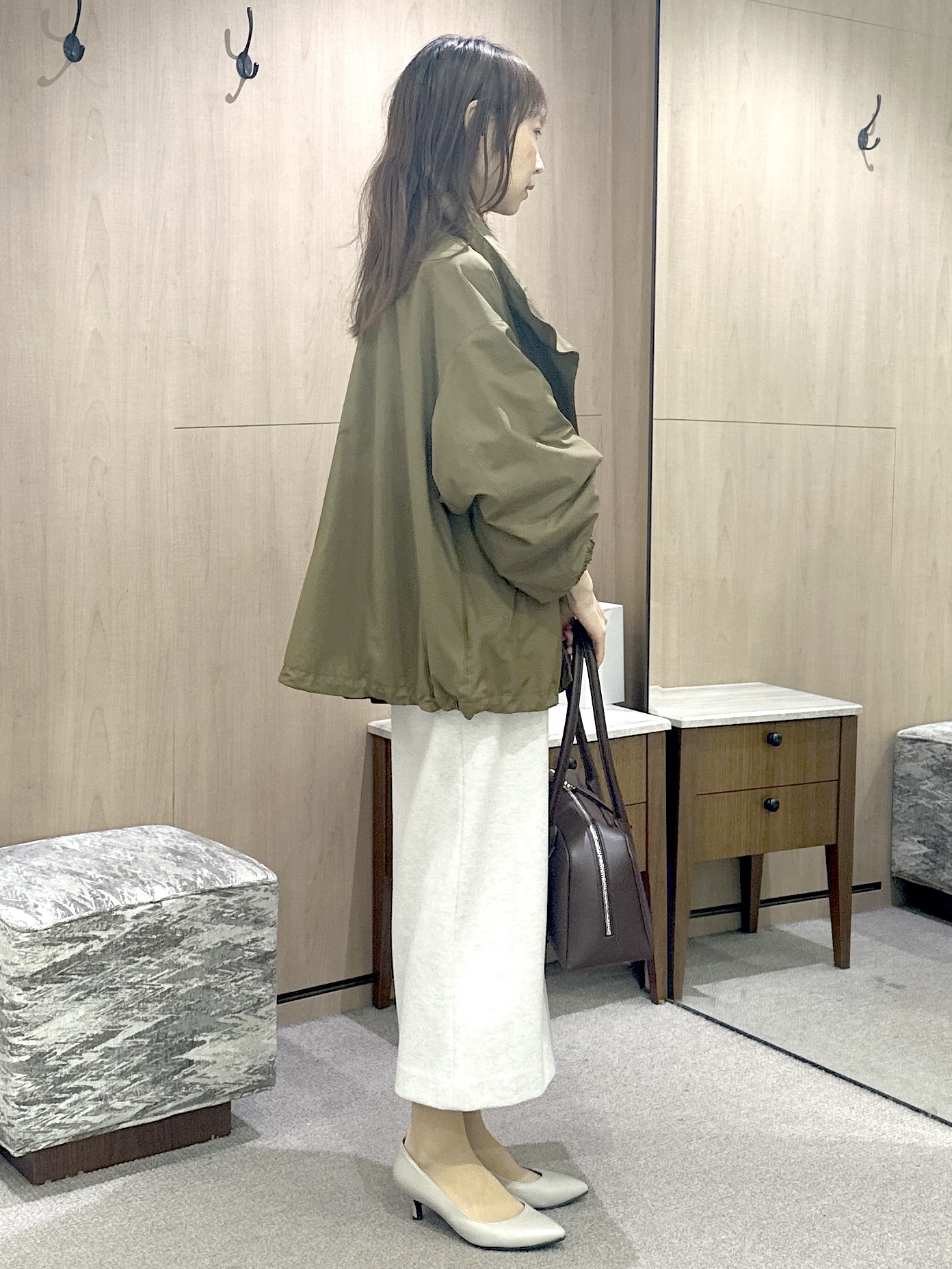 Miwaさんの「UNTITLED｜【きれいに体型カバー/8色展開】Aラインシルエットニットプルオーバー」を使ったコーディネート