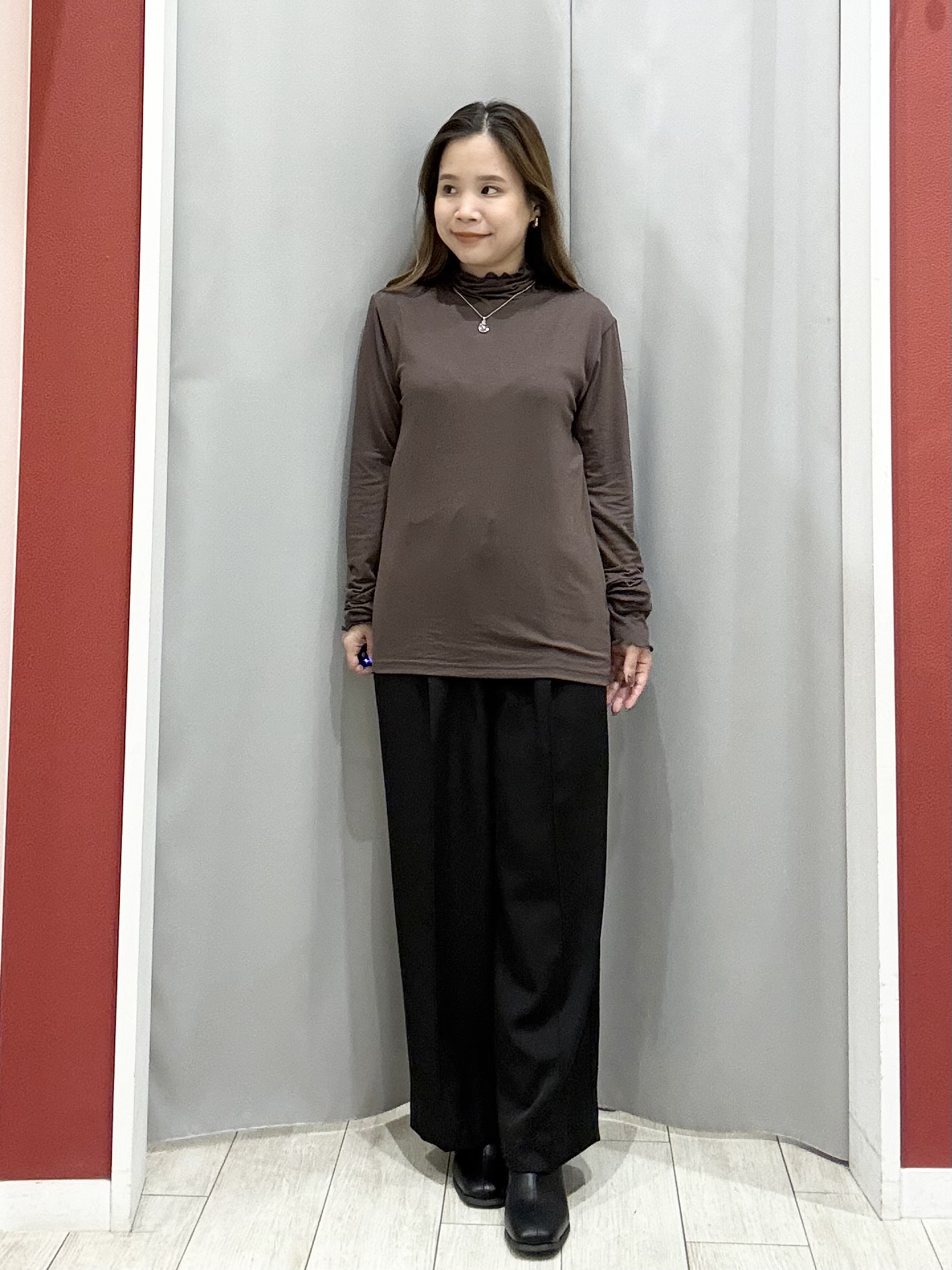 shioさんの「SHOO･LA･RUE｜【毛玉になりにくい/S-LL/洗濯機可/体型カバー】Vネックゆったりカーディガン」を使ったコーディネート