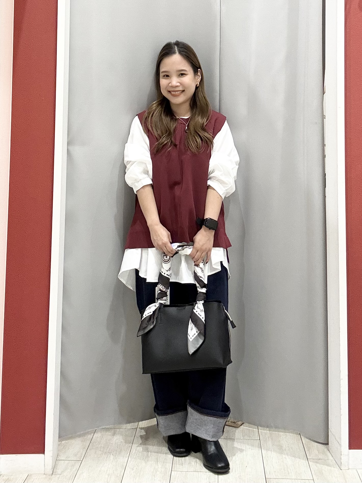 shioさんの「SHOO･LA･RUE｜【2点セット/S-LL】着回し自在 スポンディッシュニットベスト＆フレアシャツ」を使ったコーディネート