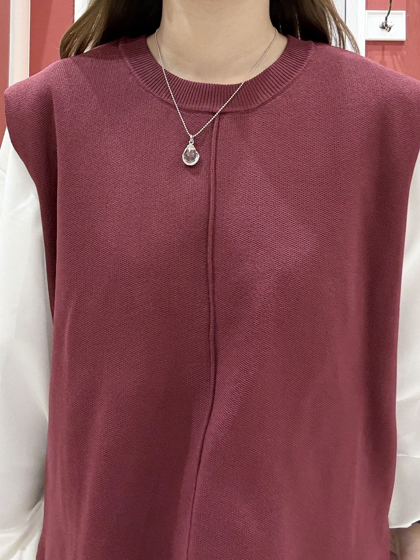 shioさんの「SHOO･LA･RUE｜【2点セット/S-LL】着回し自在 スポンディッシュニットベスト＆フレアシャツ」を使ったコーディネート