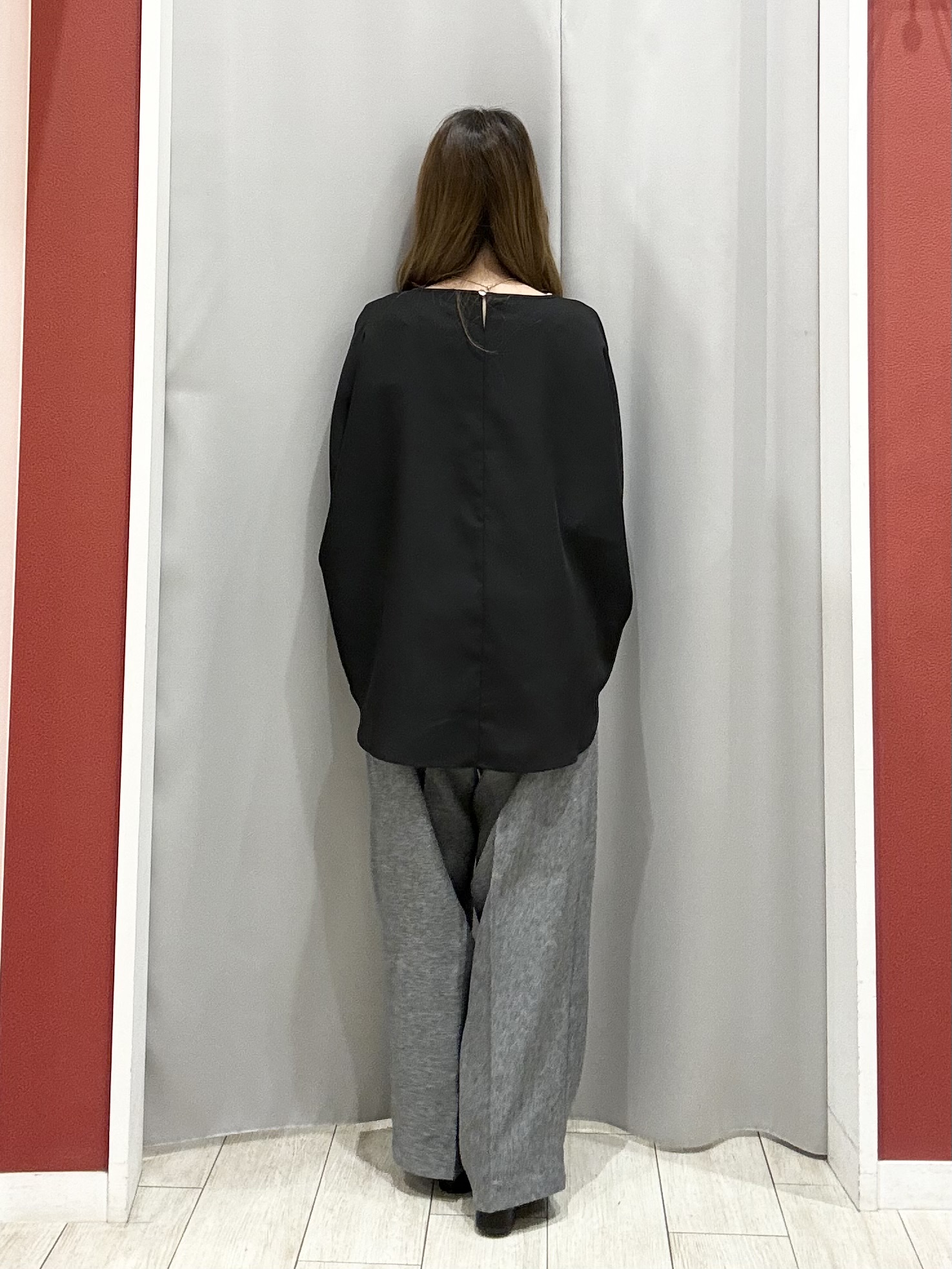 shioさんの「SHOO･LA･RUE｜【2点セット／着方いろいろ】ビスチェ&times;センタープレスパンツ セットアップ」を使ったコーディネート