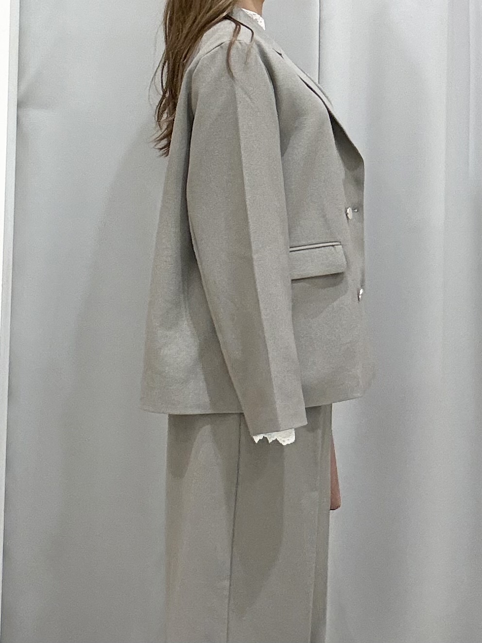 shioさんの「SHOO･LA･RUE｜【セットアップ可/洗濯後しわになりにくい】ウールフィール ダブルジャケット」を使ったコーディネート
