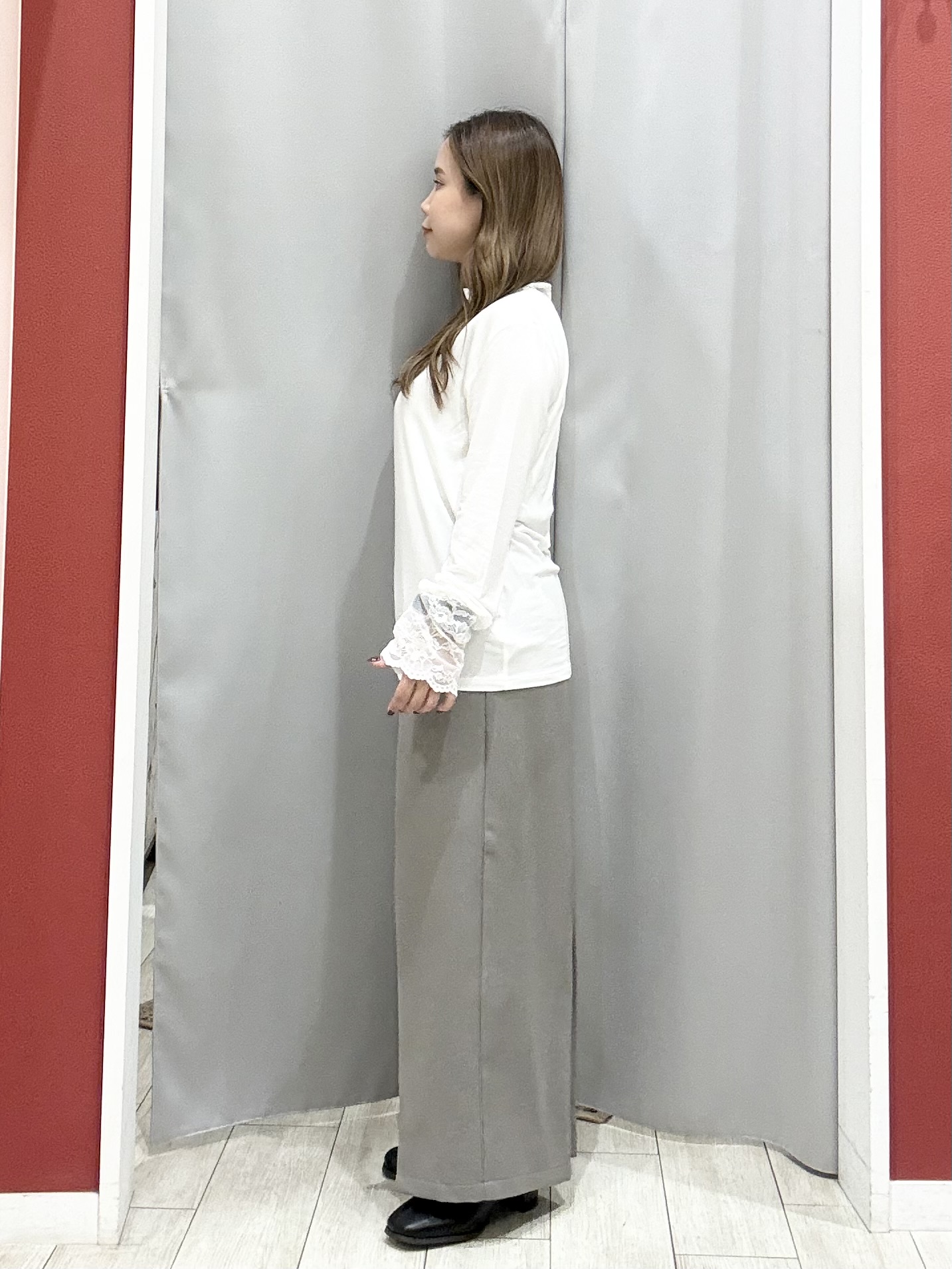 shioさんの「SHOO･LA･RUE｜【セットアップ可/洗濯後しわになりにくい】ウールフィール ダブルジャケット」を使ったコーディネート