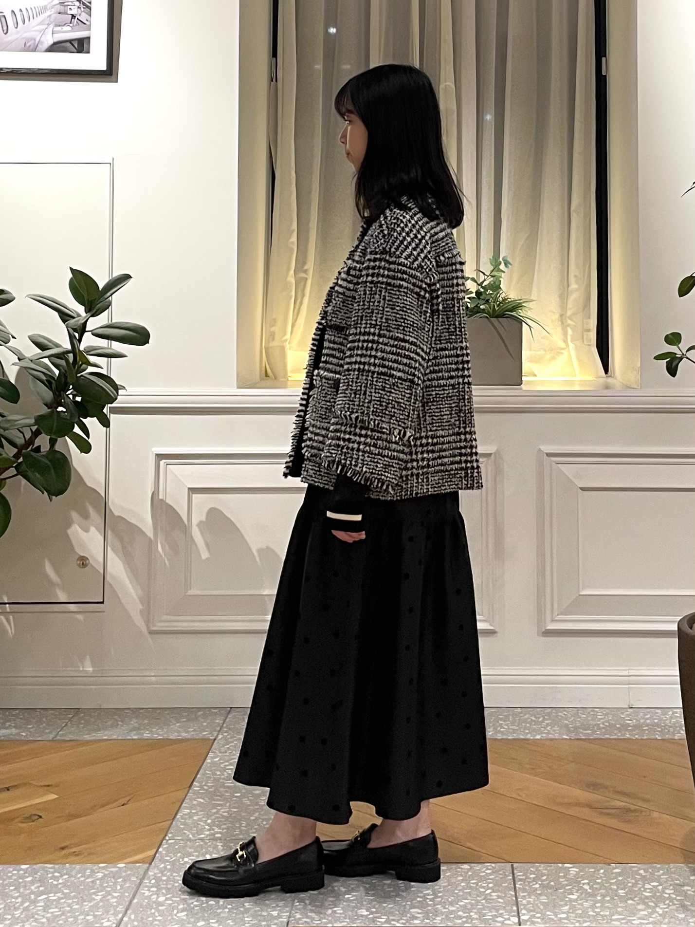 Lilyさんの「DRESSTERIOR｜グレンチェックツイードショートコート」を使ったコーディネート