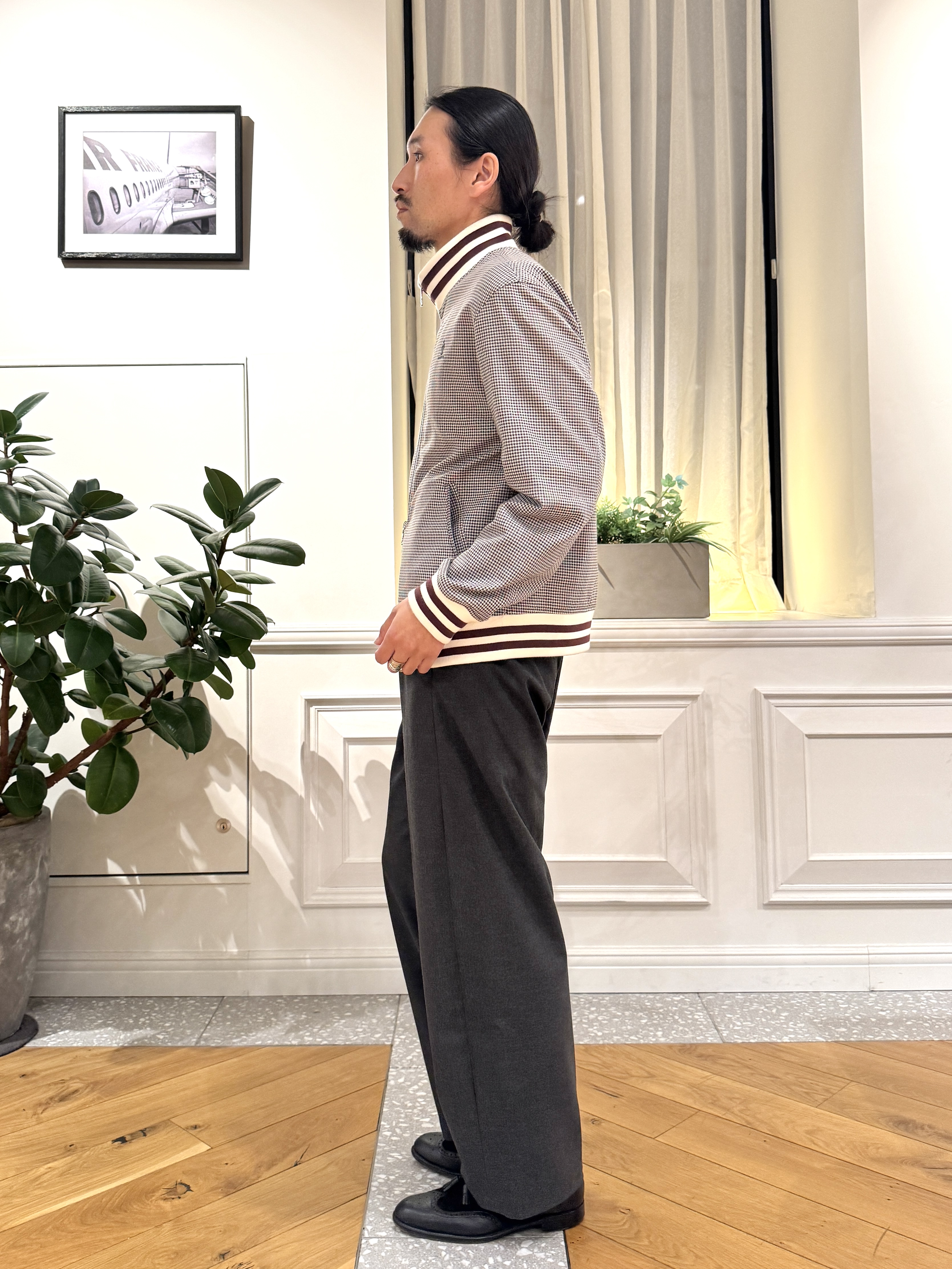 kawarataniさんの「DRESSTERIOR｜ハウンドトゥース ハイネックリブジャケット」を使ったコーディネート