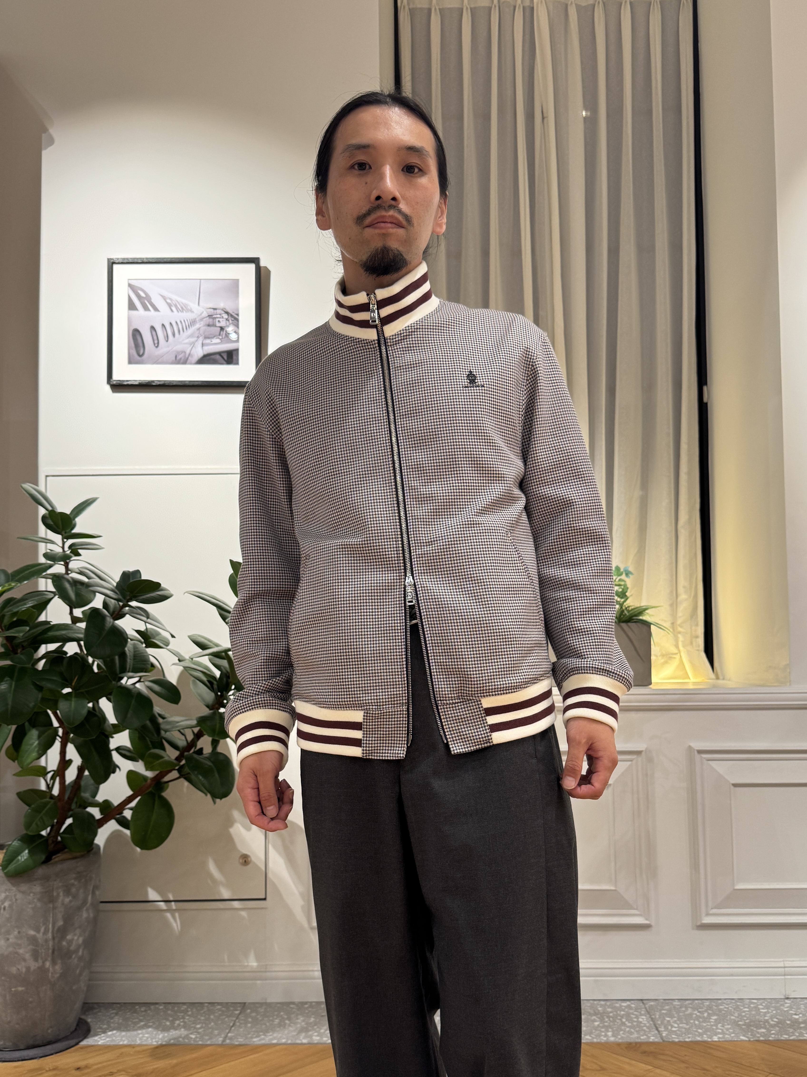 kawarataniさんの「DRESSTERIOR｜ハウンドトゥース ハイネックリブジャケット」を使ったコーディネート