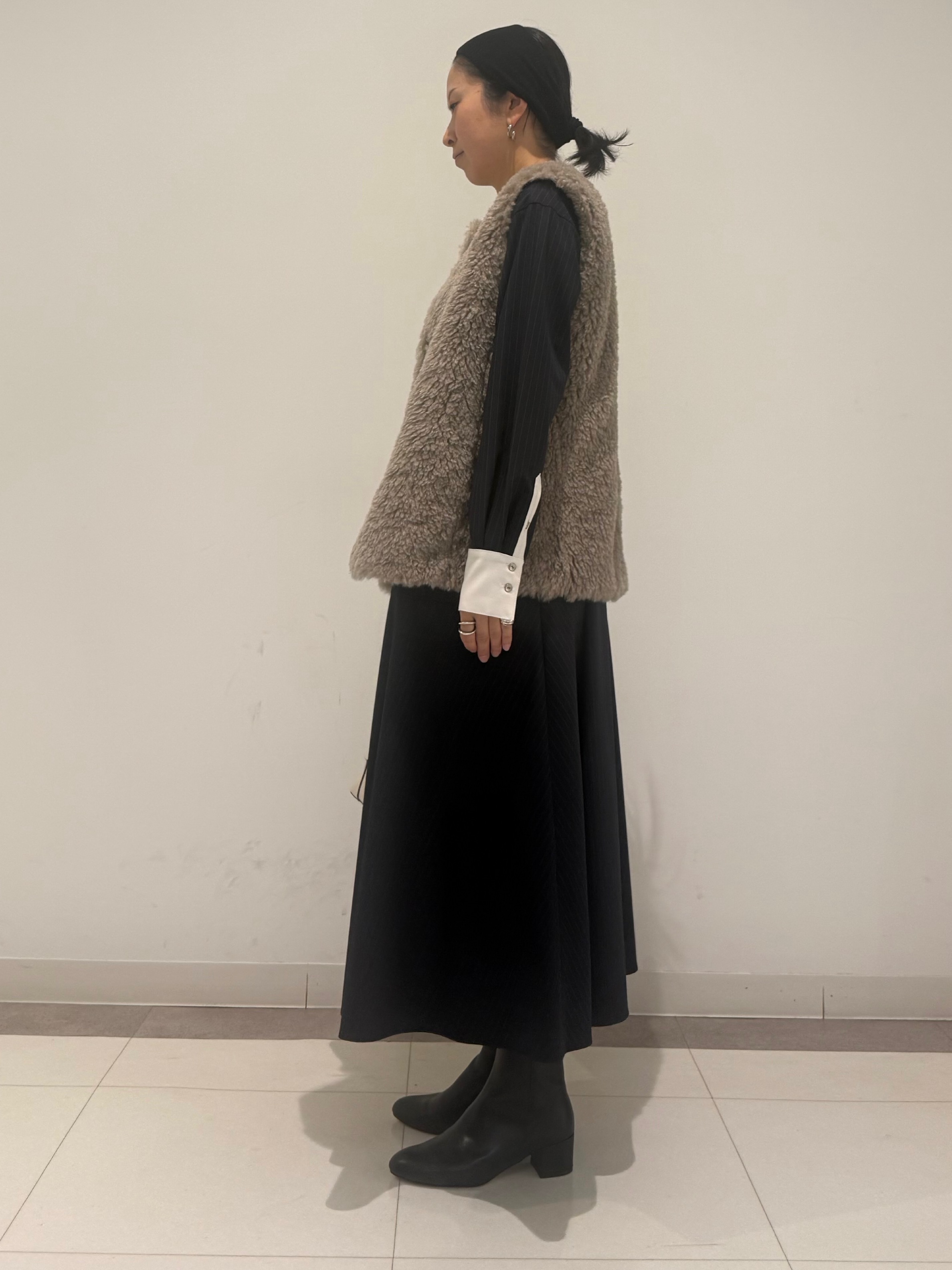 MIYAKAWAさんの「DRESSTERIOR｜エコファージレ」を使ったコーディネート