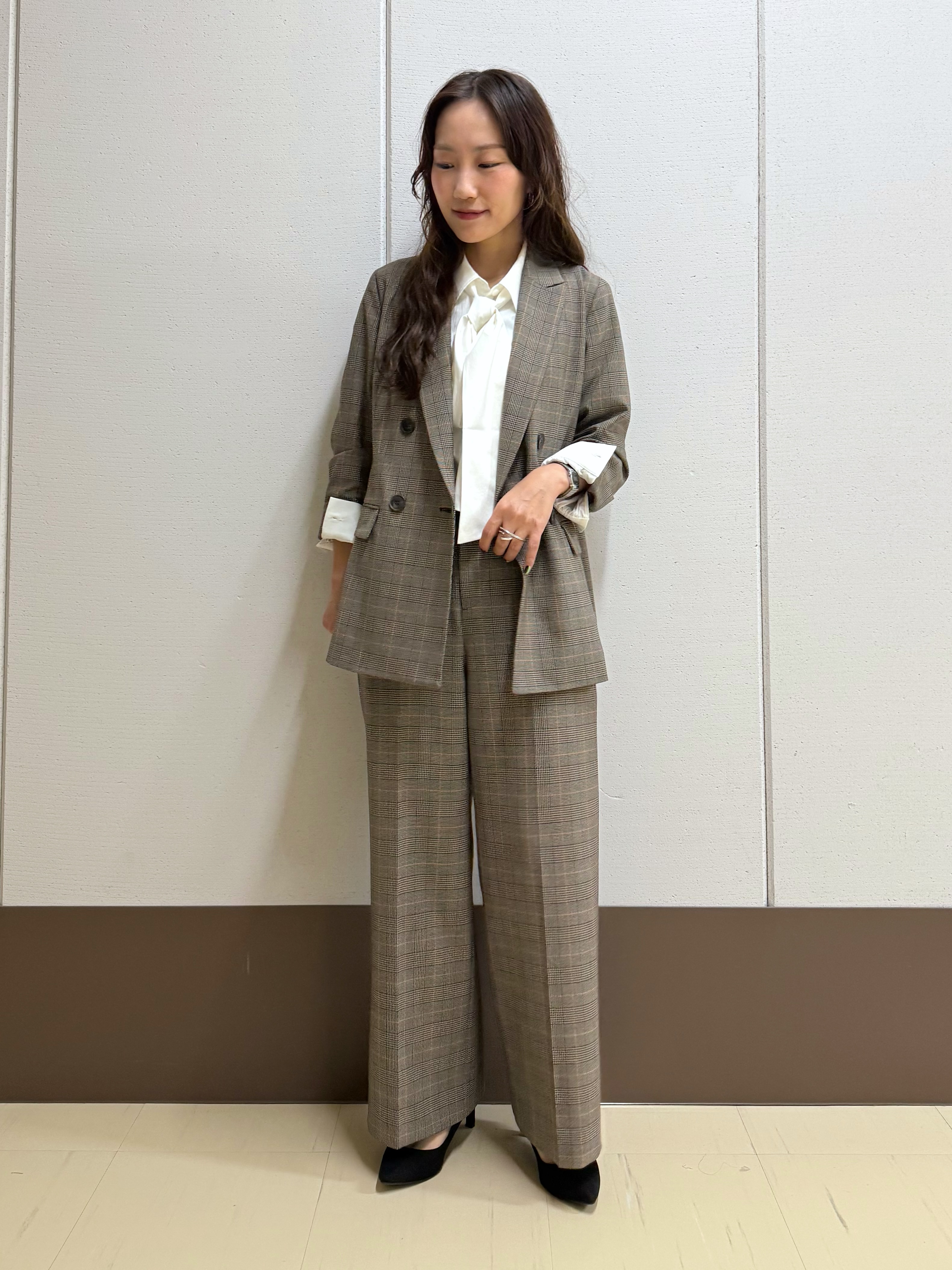mamiさんの「INDIVI｜【洗濯機OK／ストレッチ◎】秋はじめのダブルジャケット」を使ったコーディネート