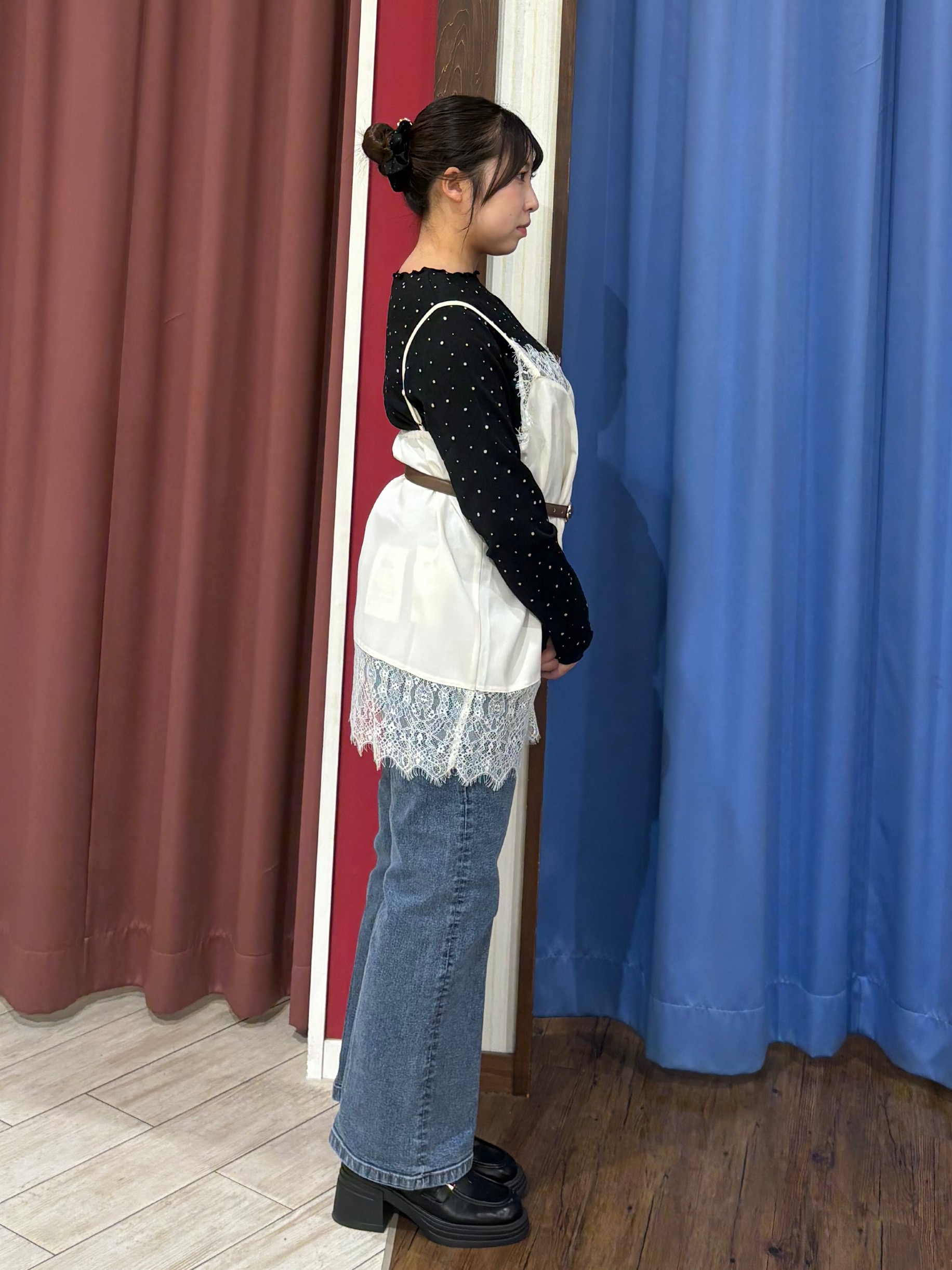 SAKUさんの「SHOO･LA･RUE｜【洗濯機可】配色メロウで華やかに アソート楊柳トップス」を使ったコーディネート