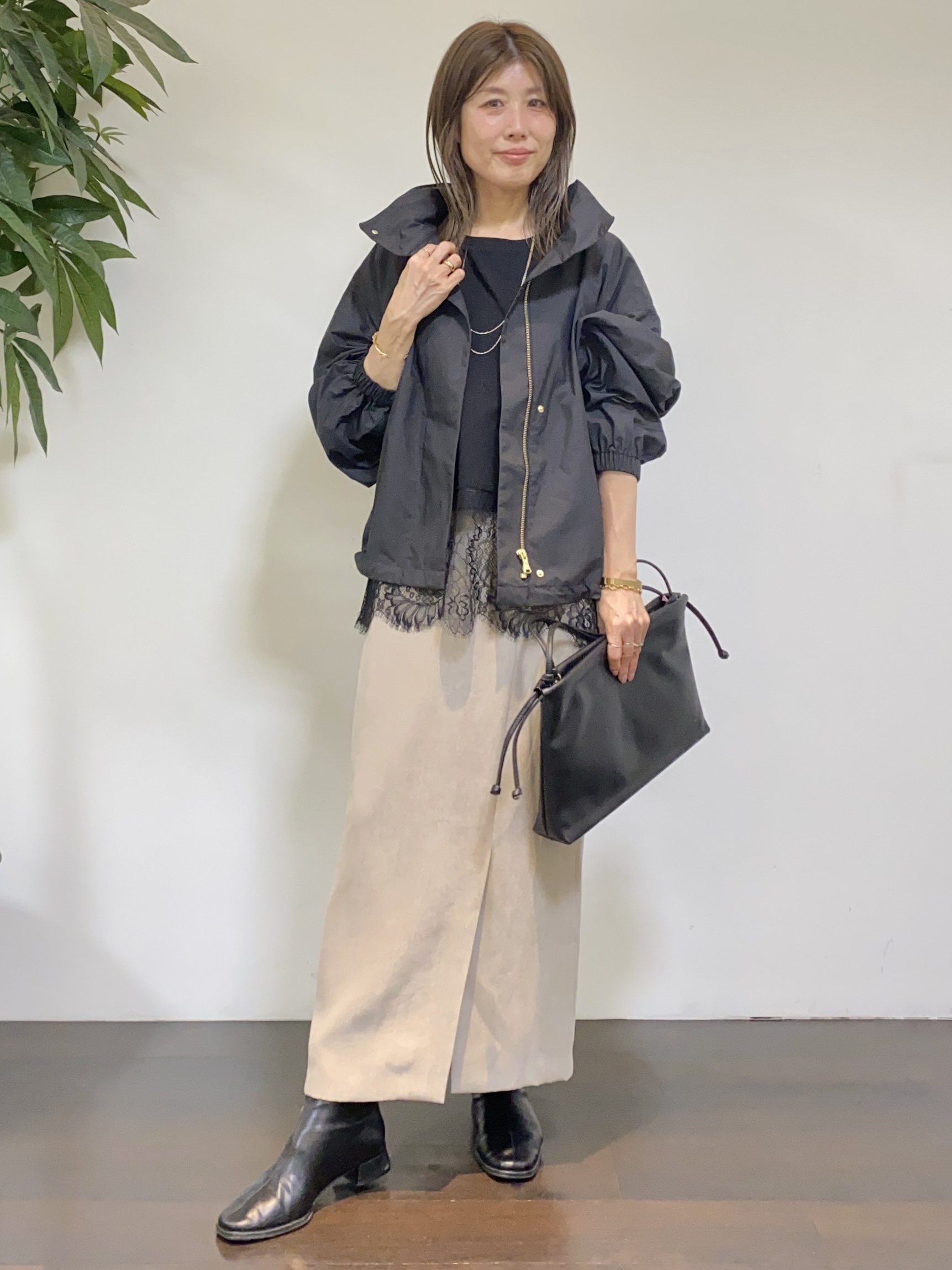 tomoさんの「UNTITLED｜【撥水/秋羽織り/2way】タフタマウンテンパーカー」を使ったコーディネート