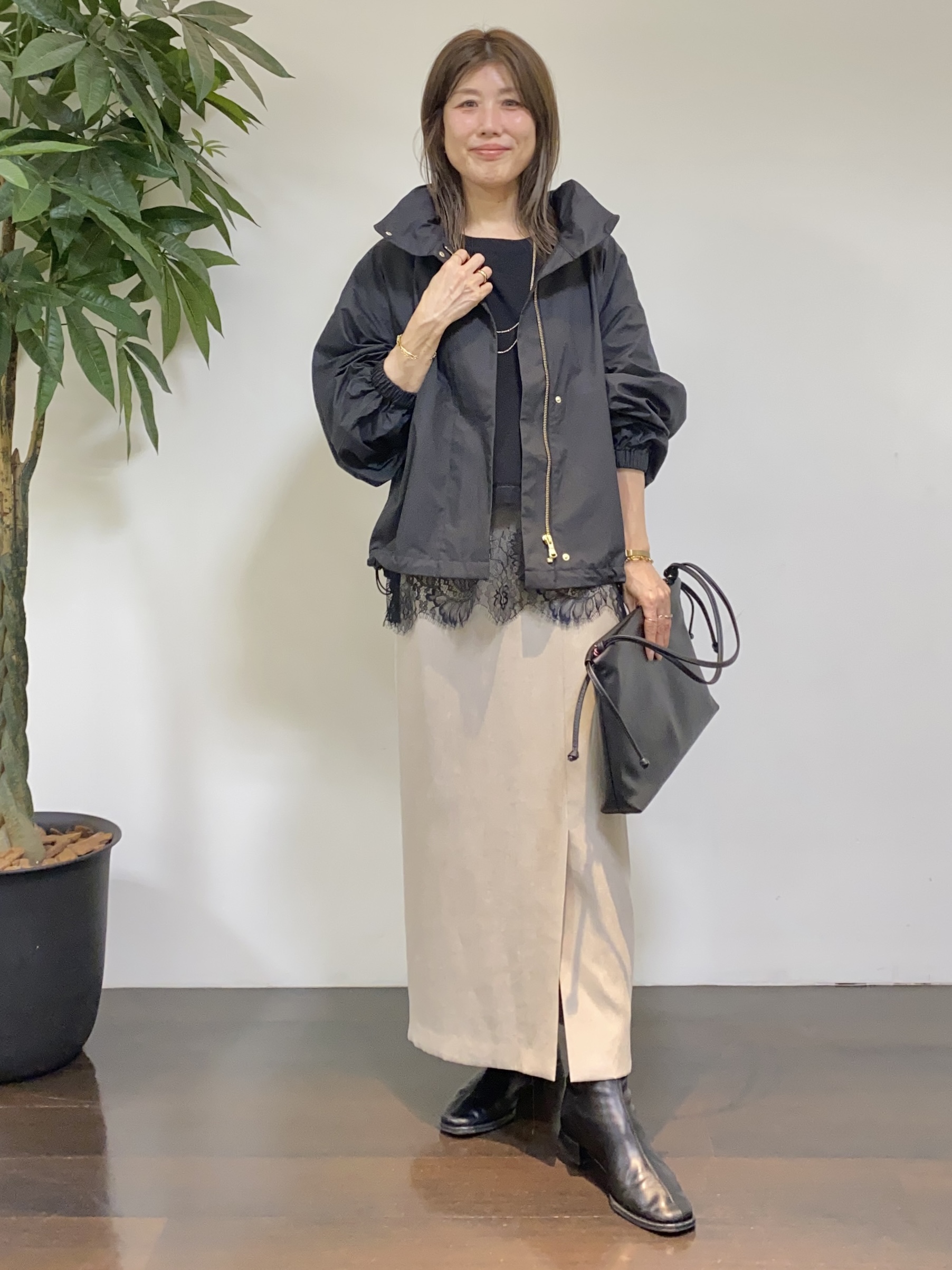 tomoさんの「UNTITLED｜【撥水/秋羽織り/2way】タフタマウンテンパーカー」を使ったコーディネート