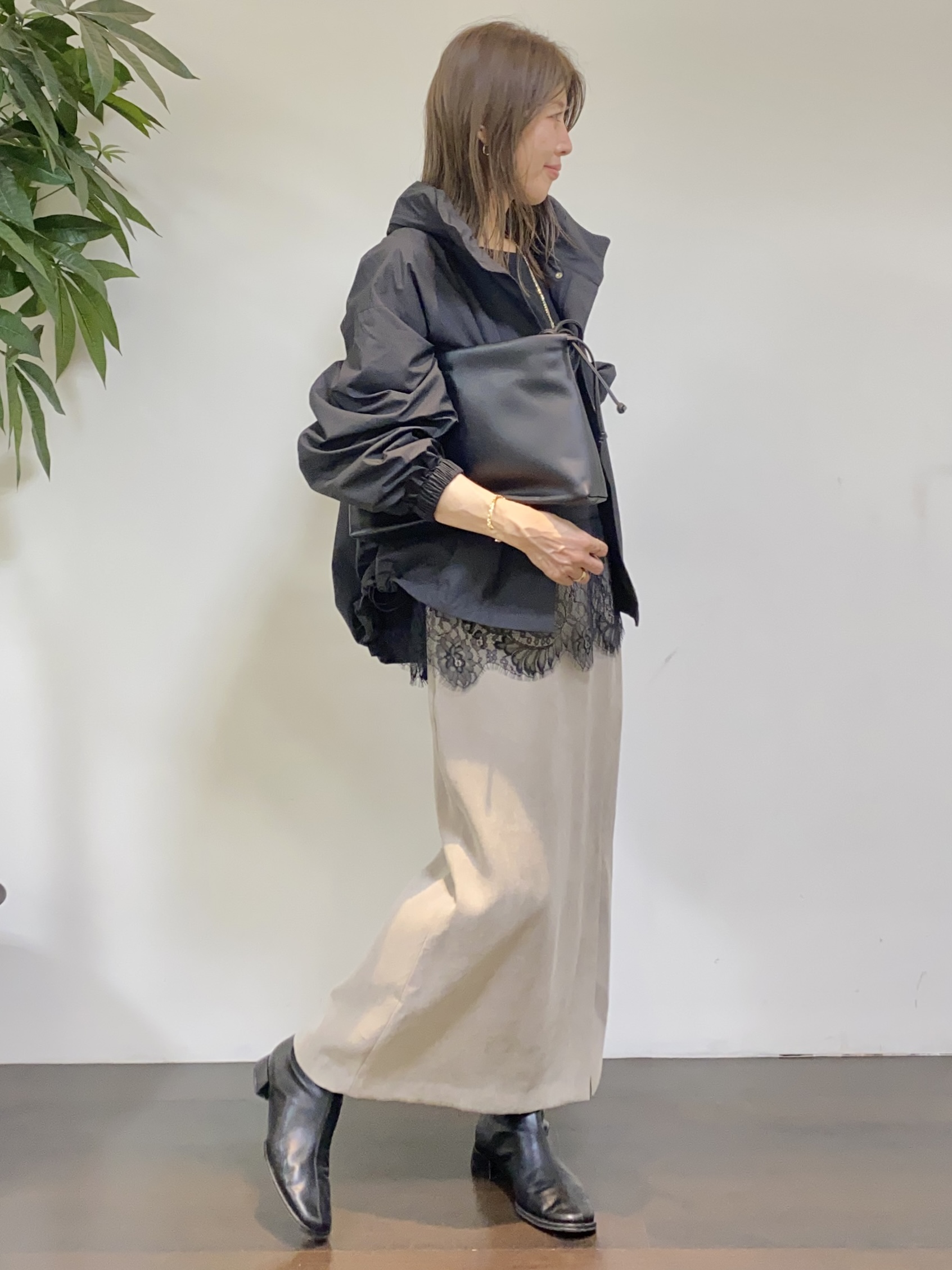 tomoさんの「UNTITLED｜【撥水/秋羽織り/2way】タフタマウンテンパーカー」を使ったコーディネート