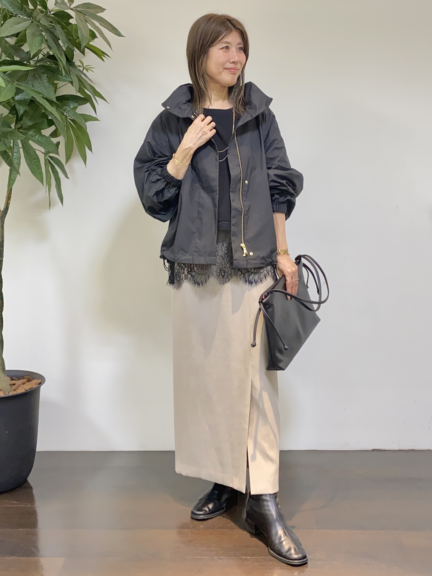 tomoさんの「UNTITLED｜【撥水/秋羽織り/2way】タフタマウンテンパーカー」を使ったコーディネート