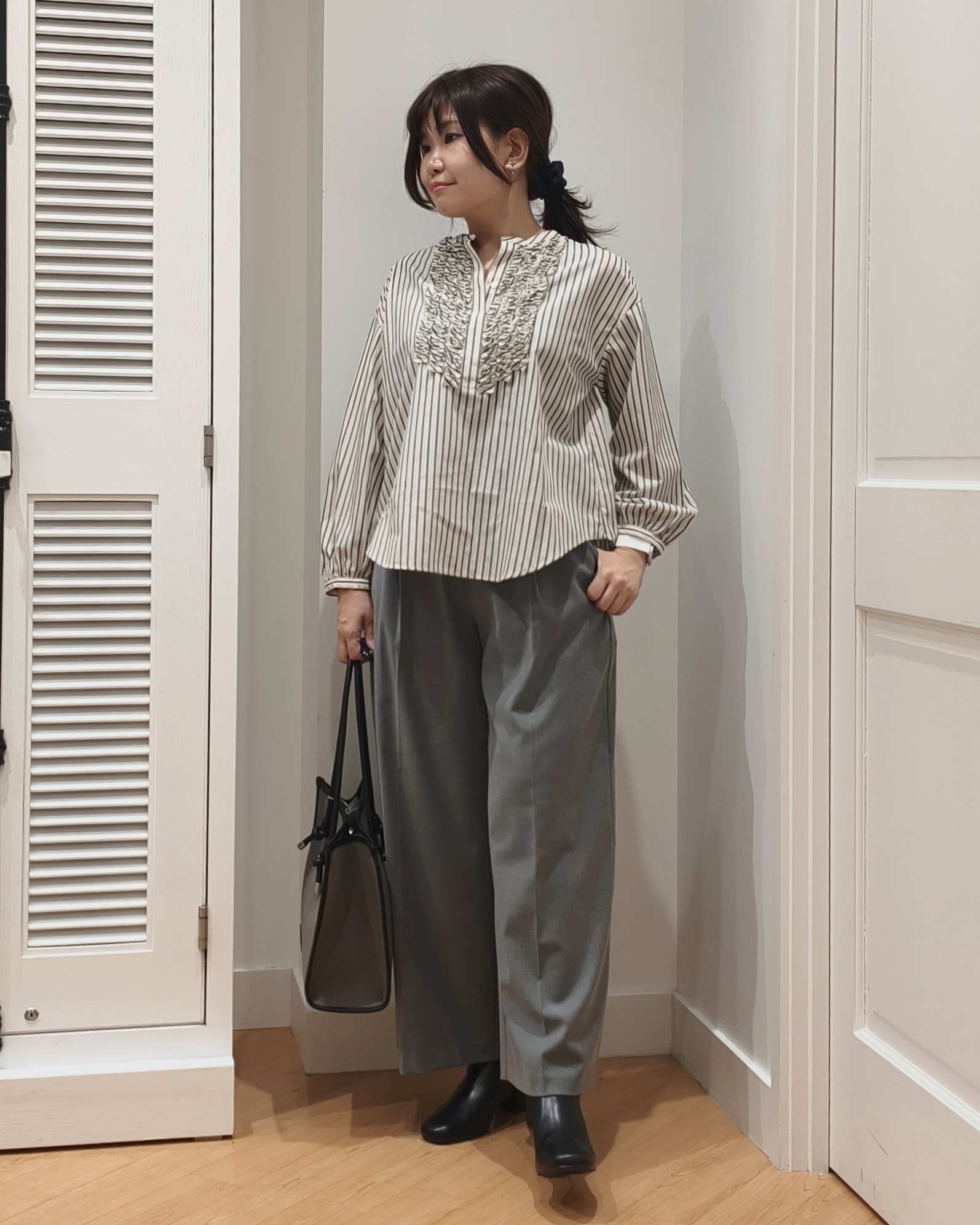AIKOsanさんの「Dessin｜【高レビュー/洗える/7色展開】フロントフリルブラウス」を使ったコーディネート