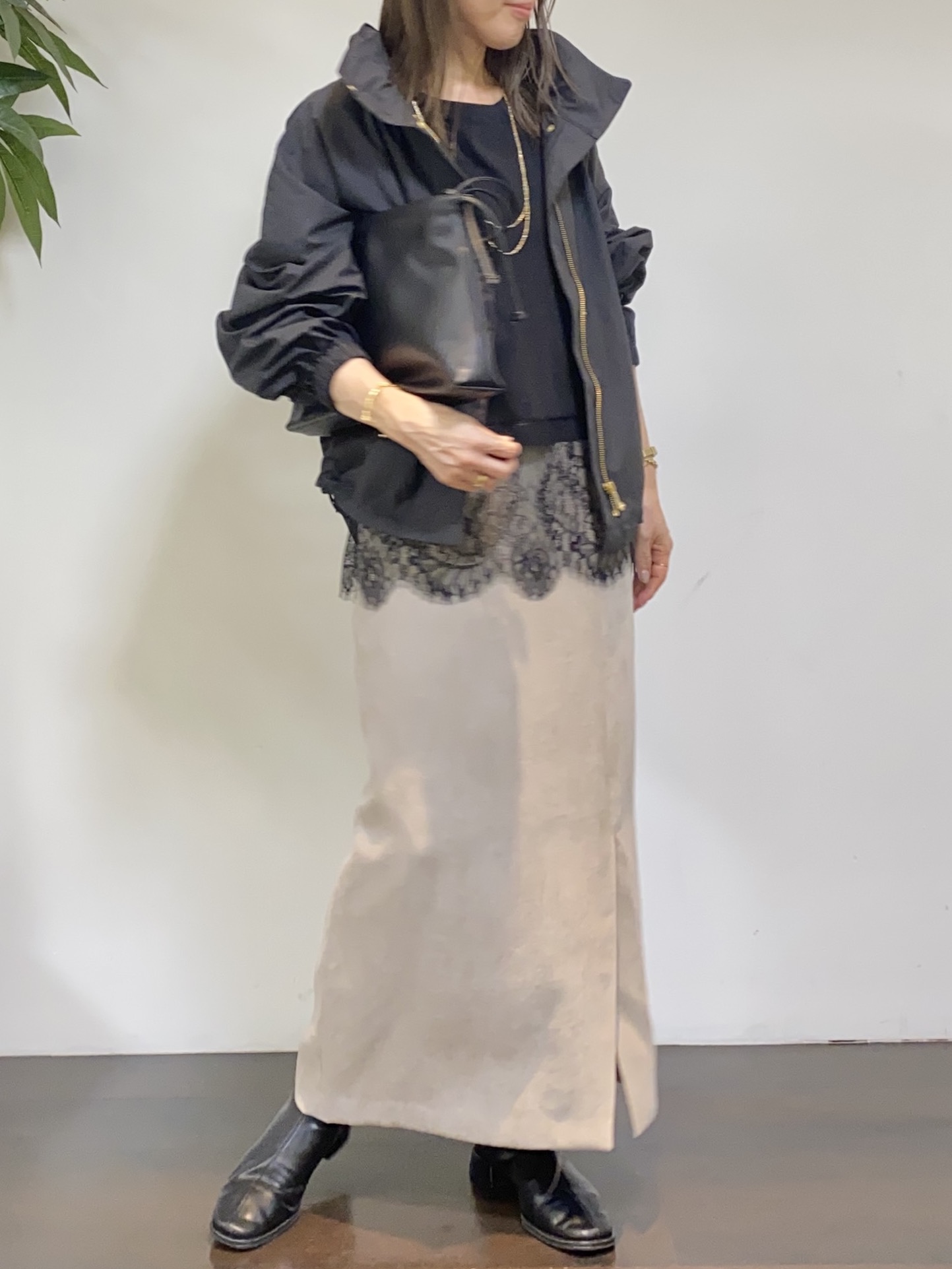 tomoさんの「UNTITLED｜【撥水/秋羽織り/2way】タフタマウンテンパーカー」を使ったコーディネート