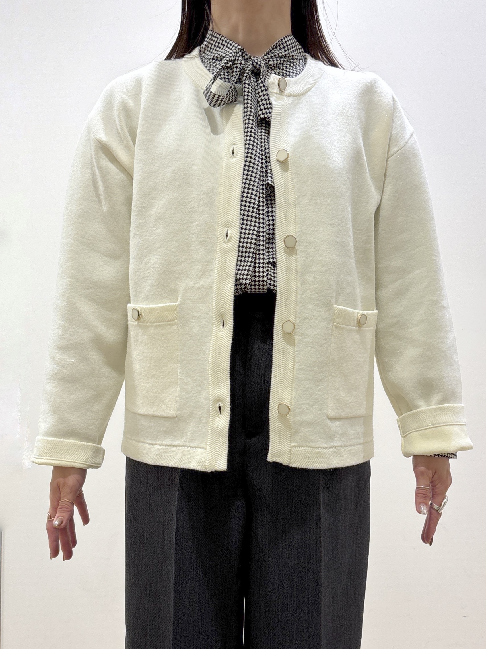mameさんの「index｜【セットアップ可】ノーカラーミドルコーディガン《洗濯機OK》」を使ったコーディネート