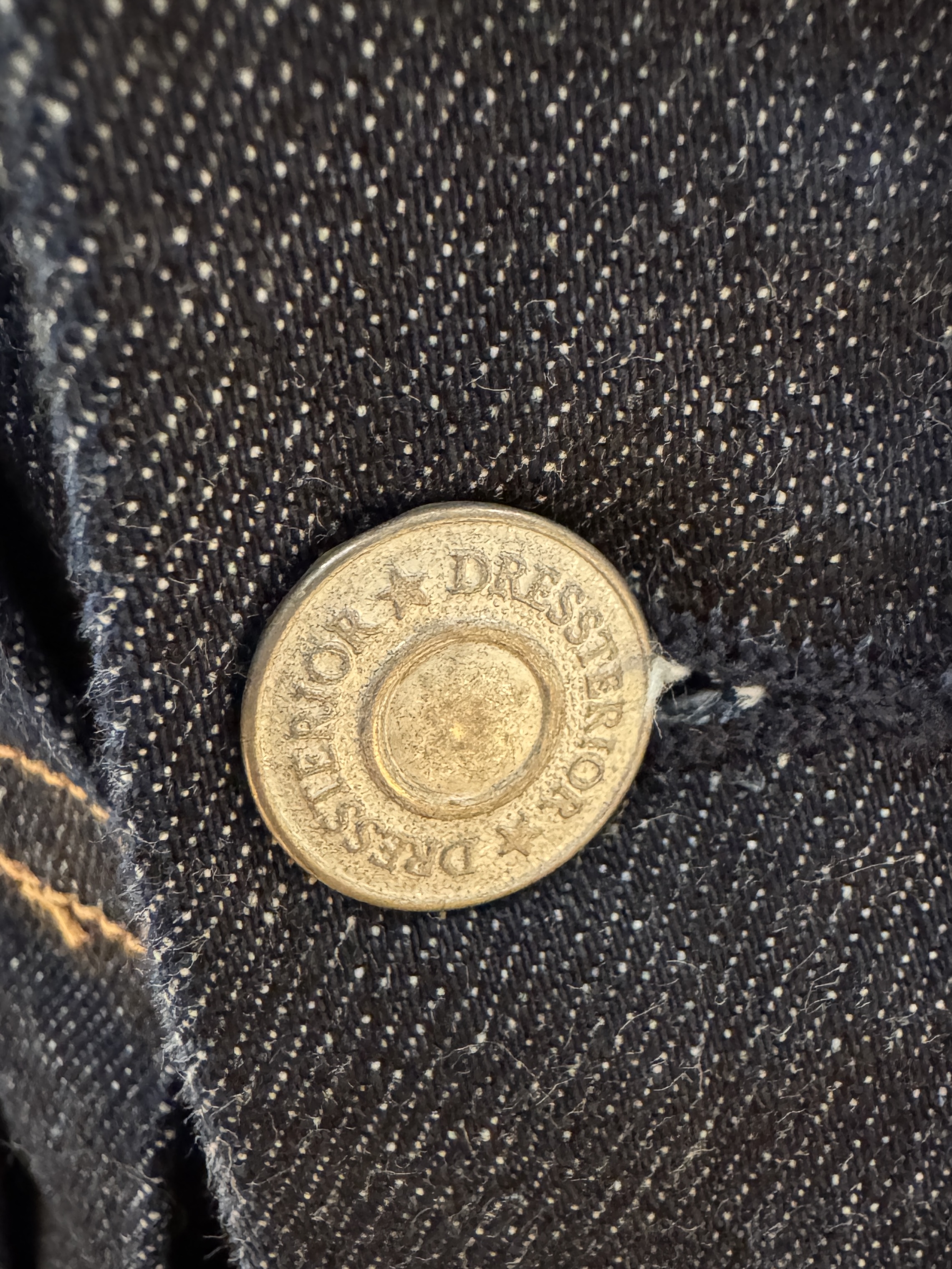 kawarataniさんの「DRESSTERIOR｜KAIHARA denim トラッカージャケット」を使ったコーディネート