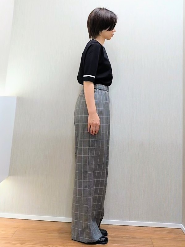 ミズタさんの「UNTITLED｜【アンサンブル可/きれいめ/通勤】コンパクト5分袖ニット」を使ったコーディネート