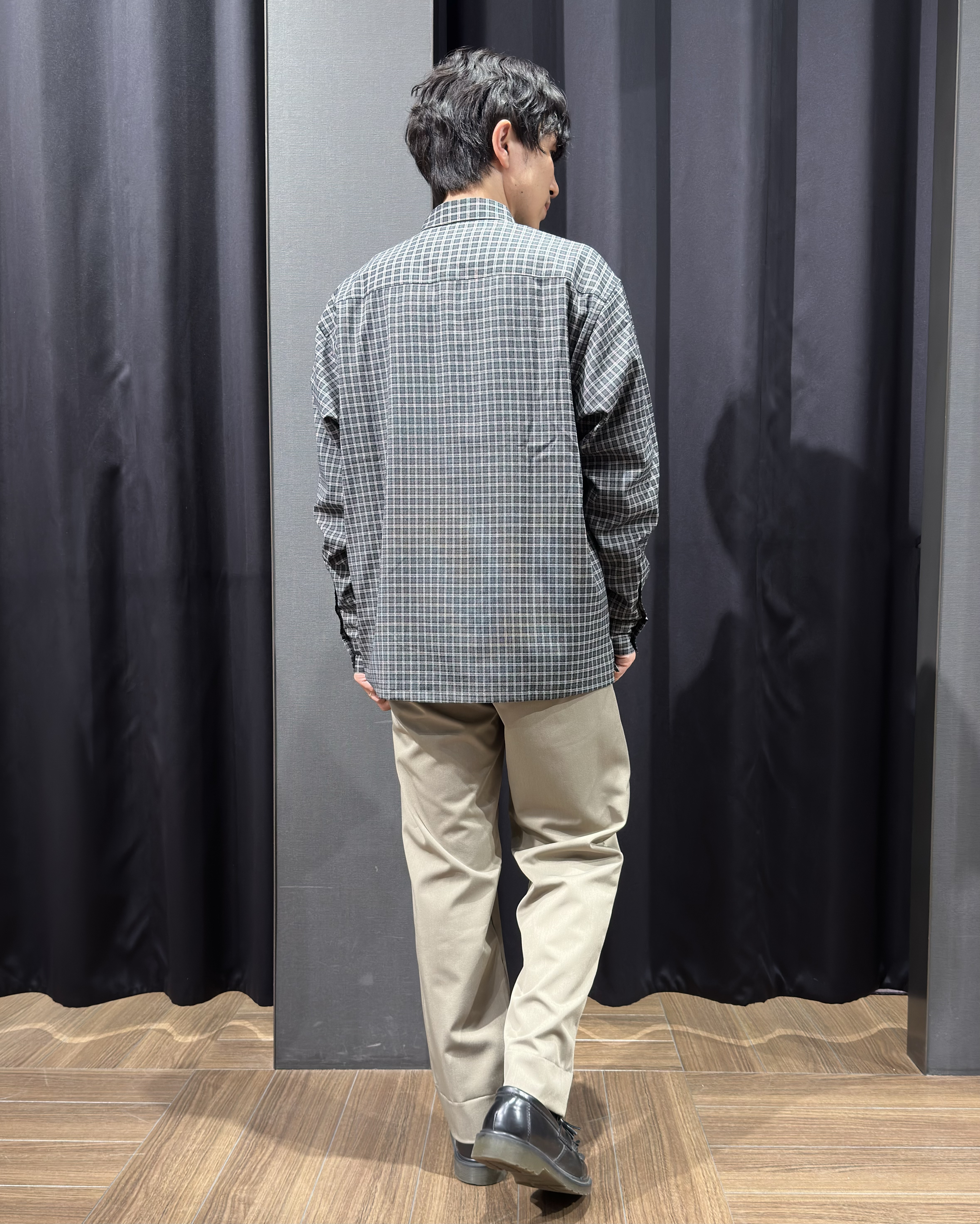 tomoyaさんの「THE SHOP TK｜【洗濯機OK】ウールライク 長袖シャツ」を使ったコーディネート