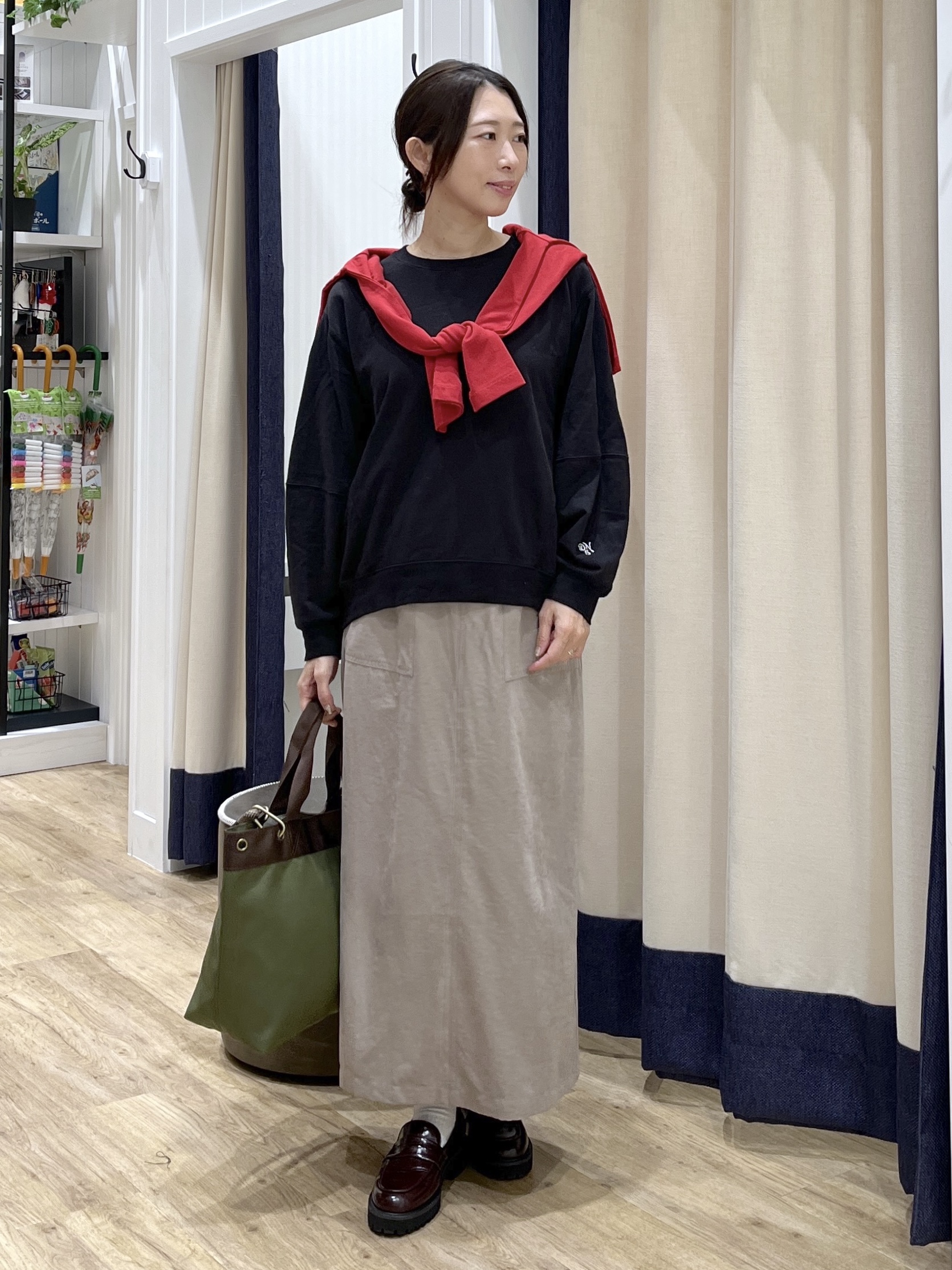 canaさんの「Dessin｜【洗える/6色展開】フォルムスリーブミニ裏毛 プルオーバー」を使ったコーディネート