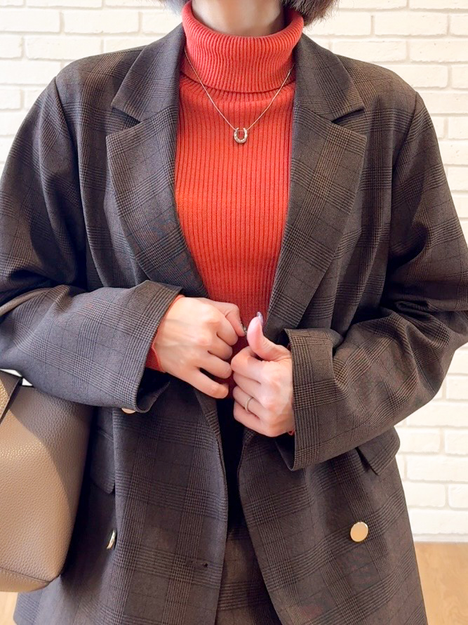 𝐜𝐡𝐢𝐤𝐚さんの「SHOO･LA･RUE｜【セットアップ可/洗濯後しわになりにくい】ウールフィール ダブルジャケット」を使ったコーディネート