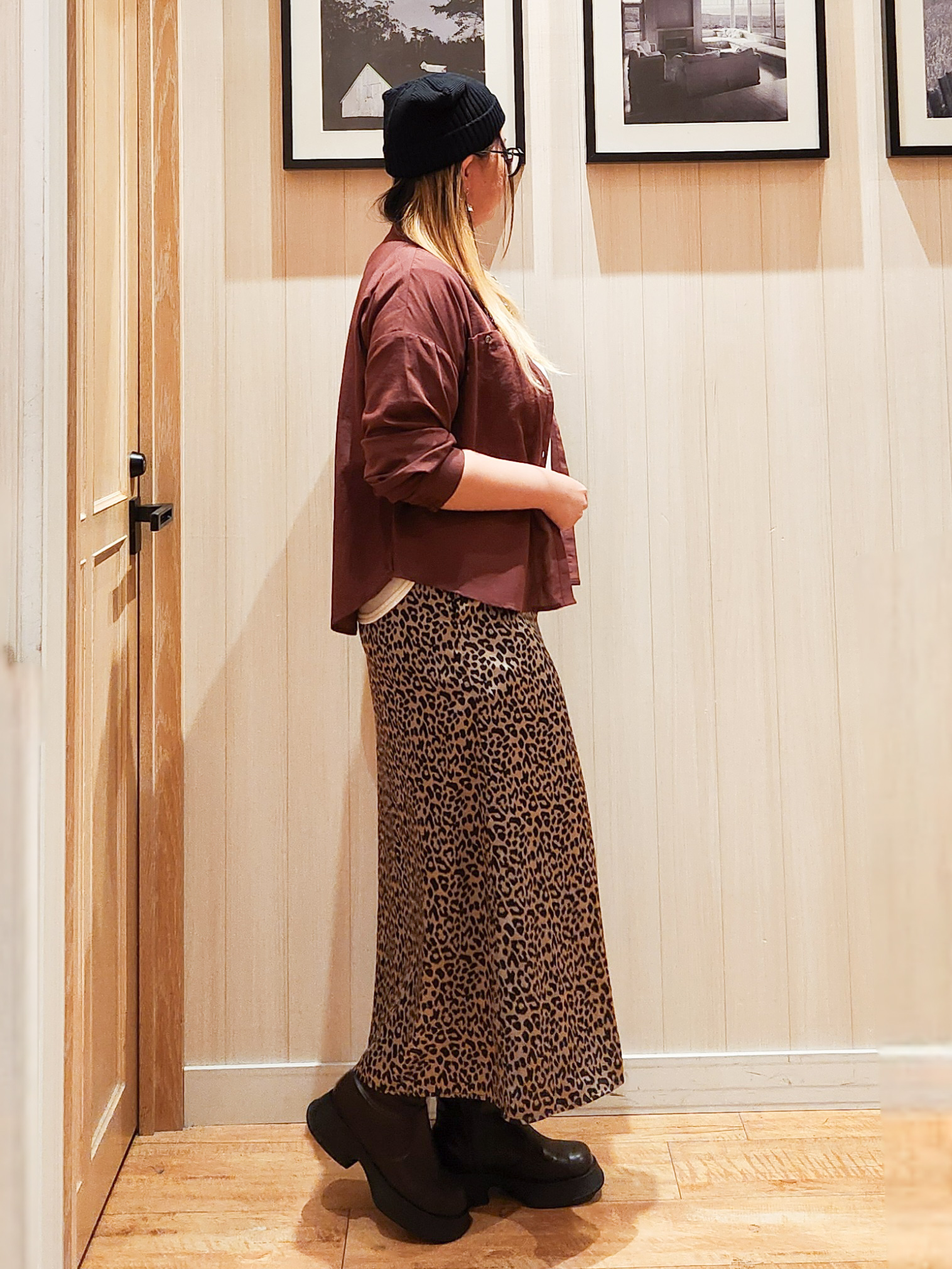 れーやんさんの「SHOO･LA･RUE｜【洗濯後しわになりにくい/S-LL】こなれ見え ゆるっと キーネック金ボタンポケットシャツ」を使ったコーディネート