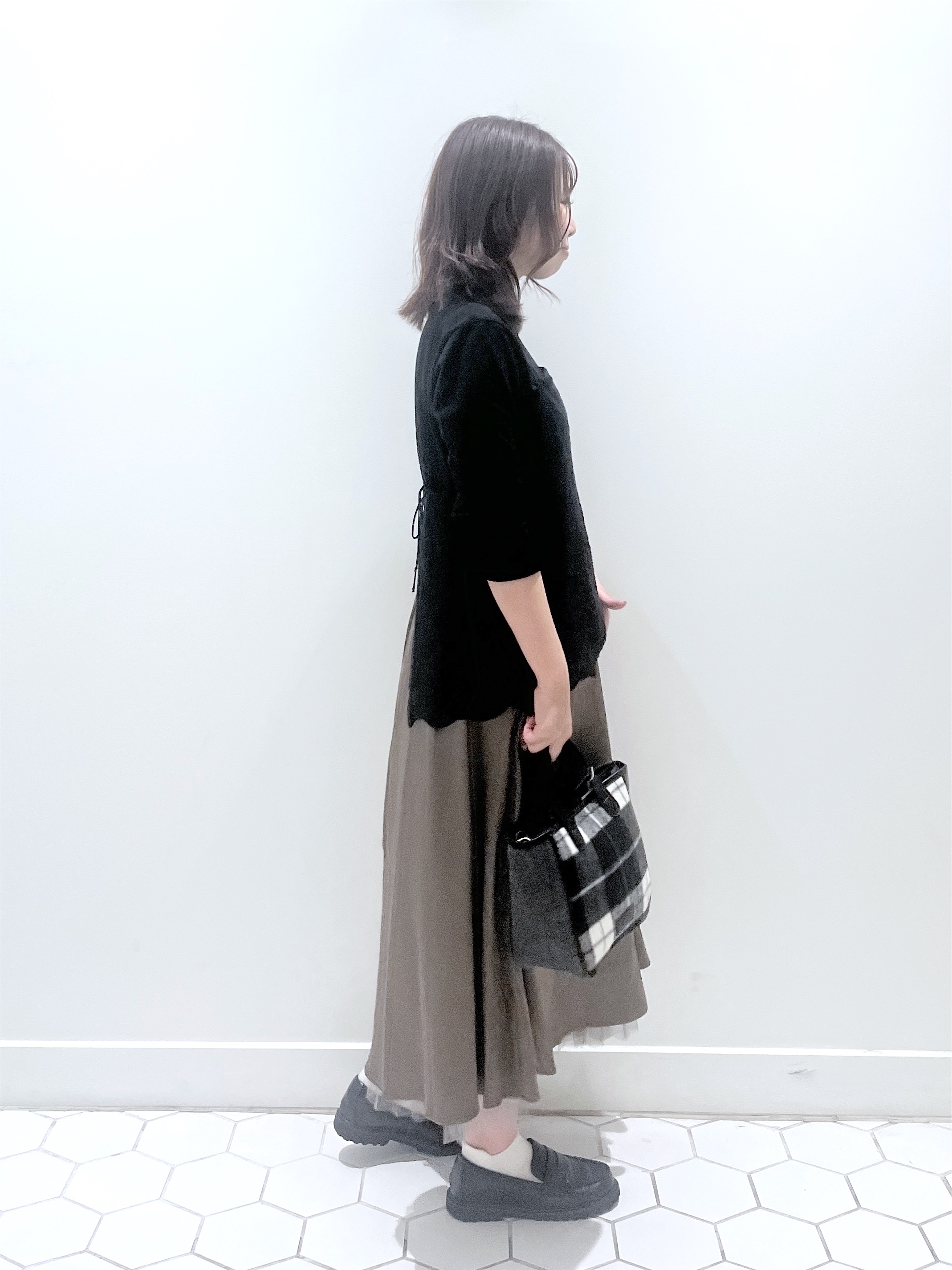 Makinoさんの「Dessin｜【秋のレイヤードアイテム/洗える】シアー切り替えタートルプルオーバー」を使ったコーディネート