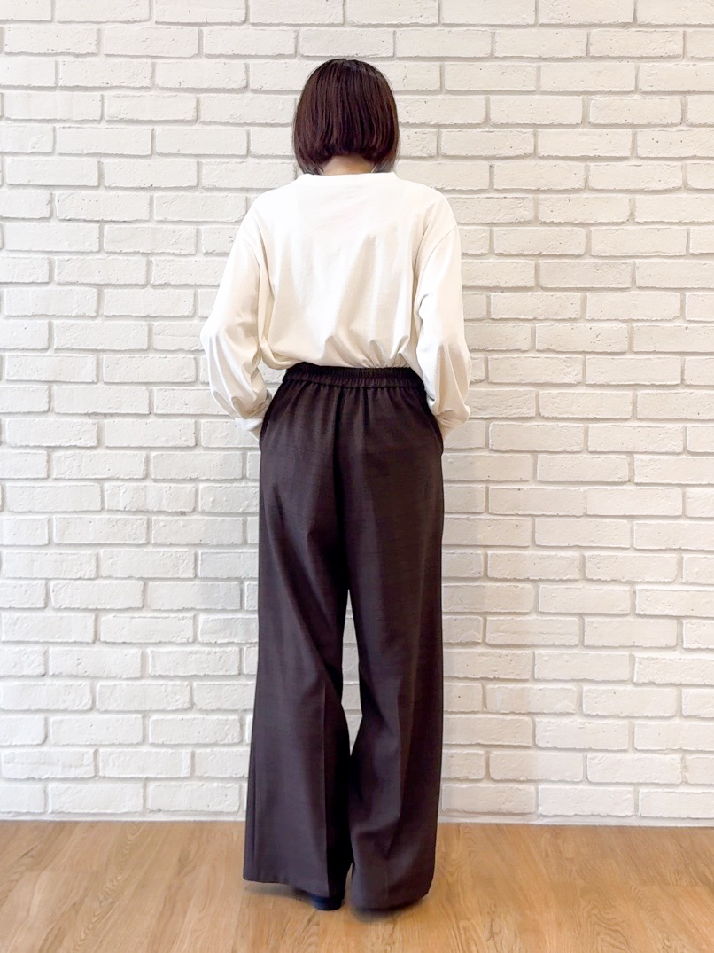 𝐜𝐡𝐢𝐤𝐚さんの「SHOO･LA･RUE｜【S-LL/洗濯機可/体型カバー】ライトオンスデニム ダブルポケット オーバーサイズシャツ」を使ったコーディネート